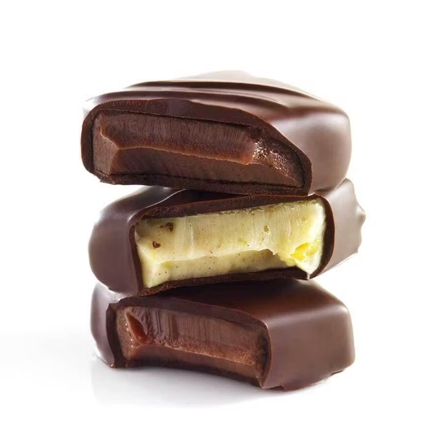 1013-signature-chocolate-gift-tower-1.jpg