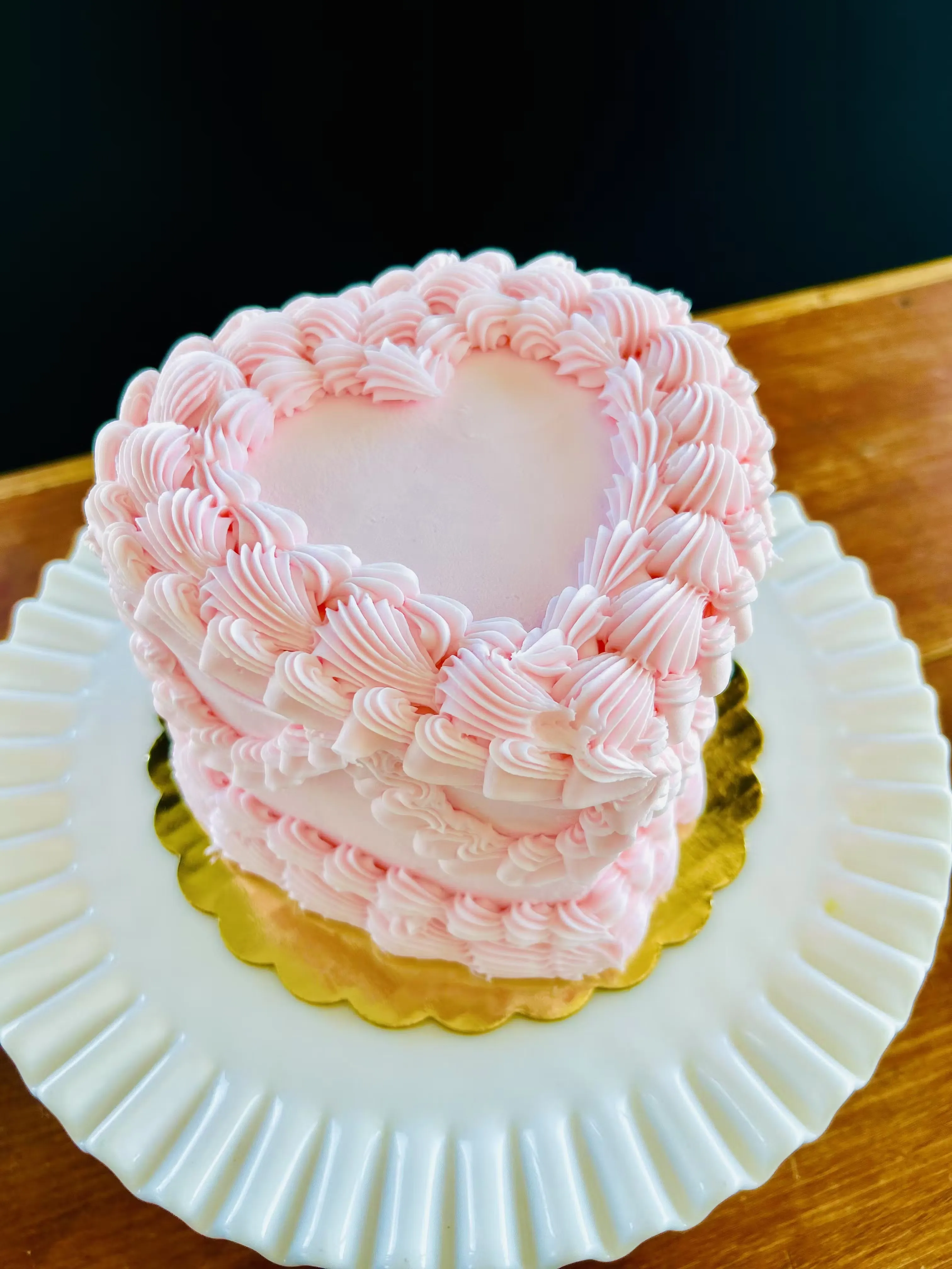 11290-vintage-heart-shaped-cake-1.jpg