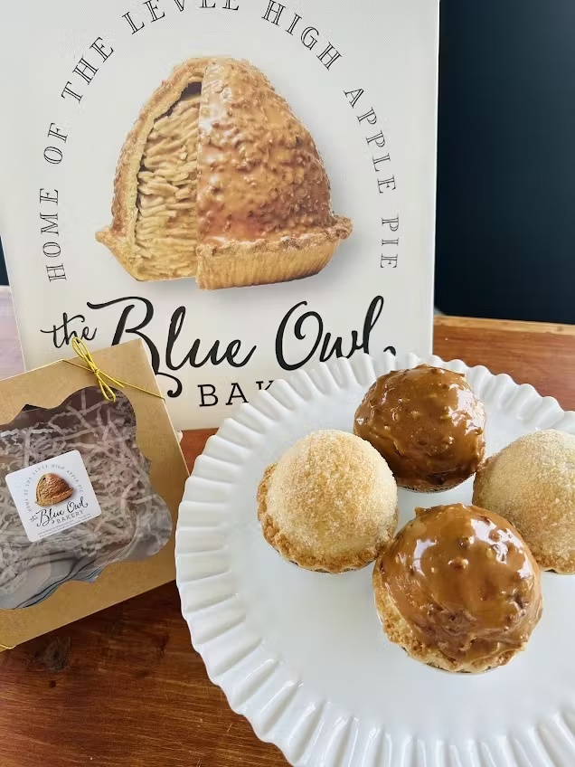 Mini Levee High Apple Pie