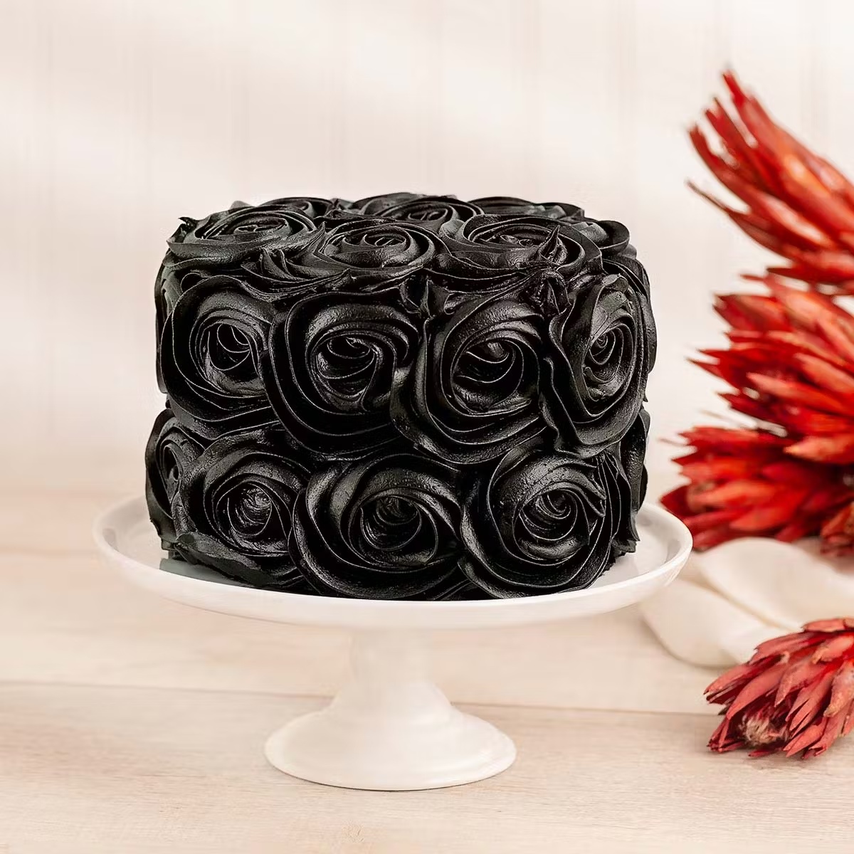 11302-black-rose-red-velvet-cake-1.jpg