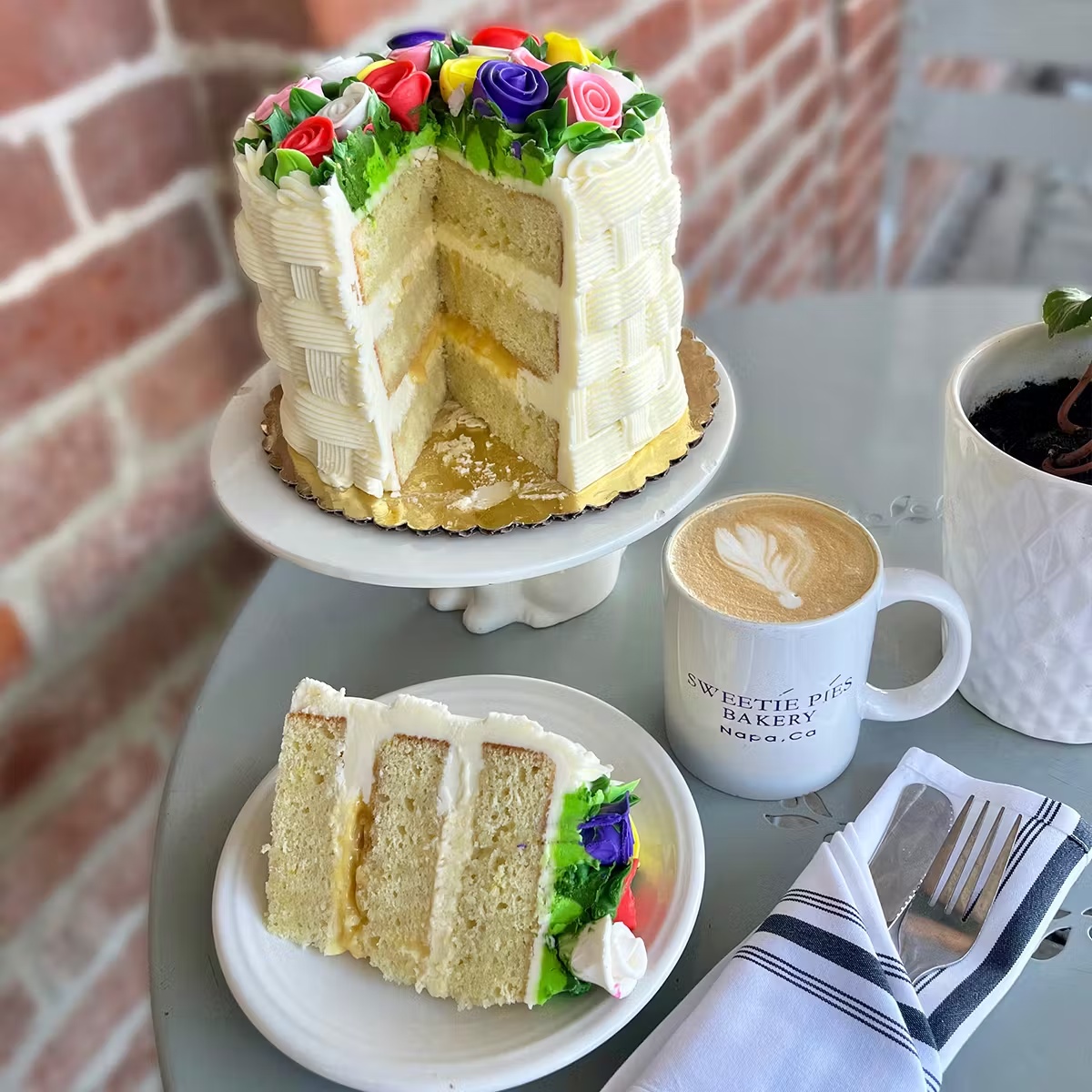 11368-mother-s-day-lemon-basket-cake-1.jpg