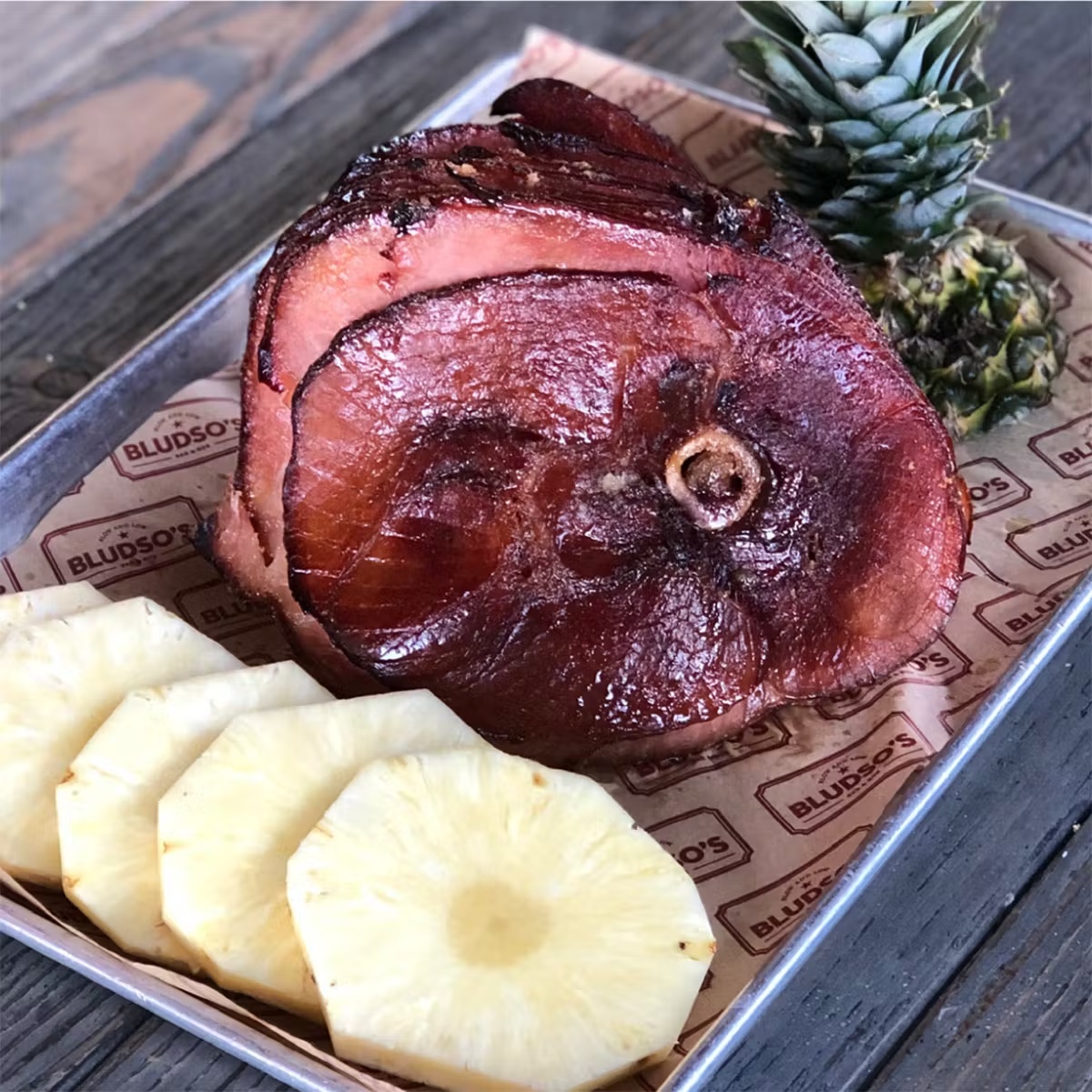 11500-pit-smoked-honey-glazed-ham-1.webp
