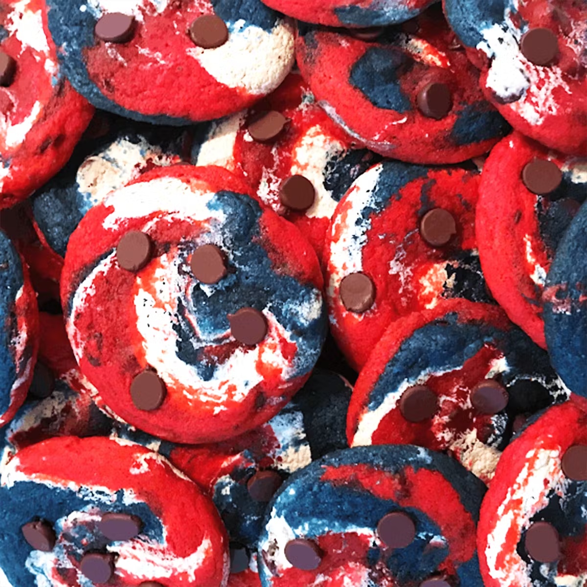 Red, White & Blue Chocolate Chip Cookie Tin - 20 Pack