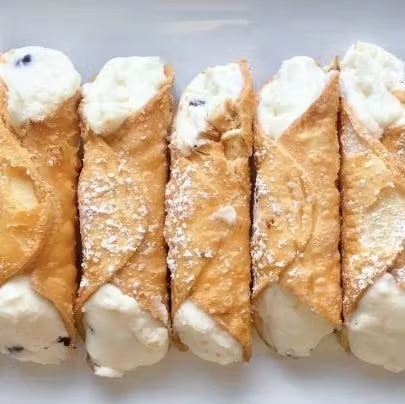 12028-indulge-mini-cannolis-24-pack-1.jpg