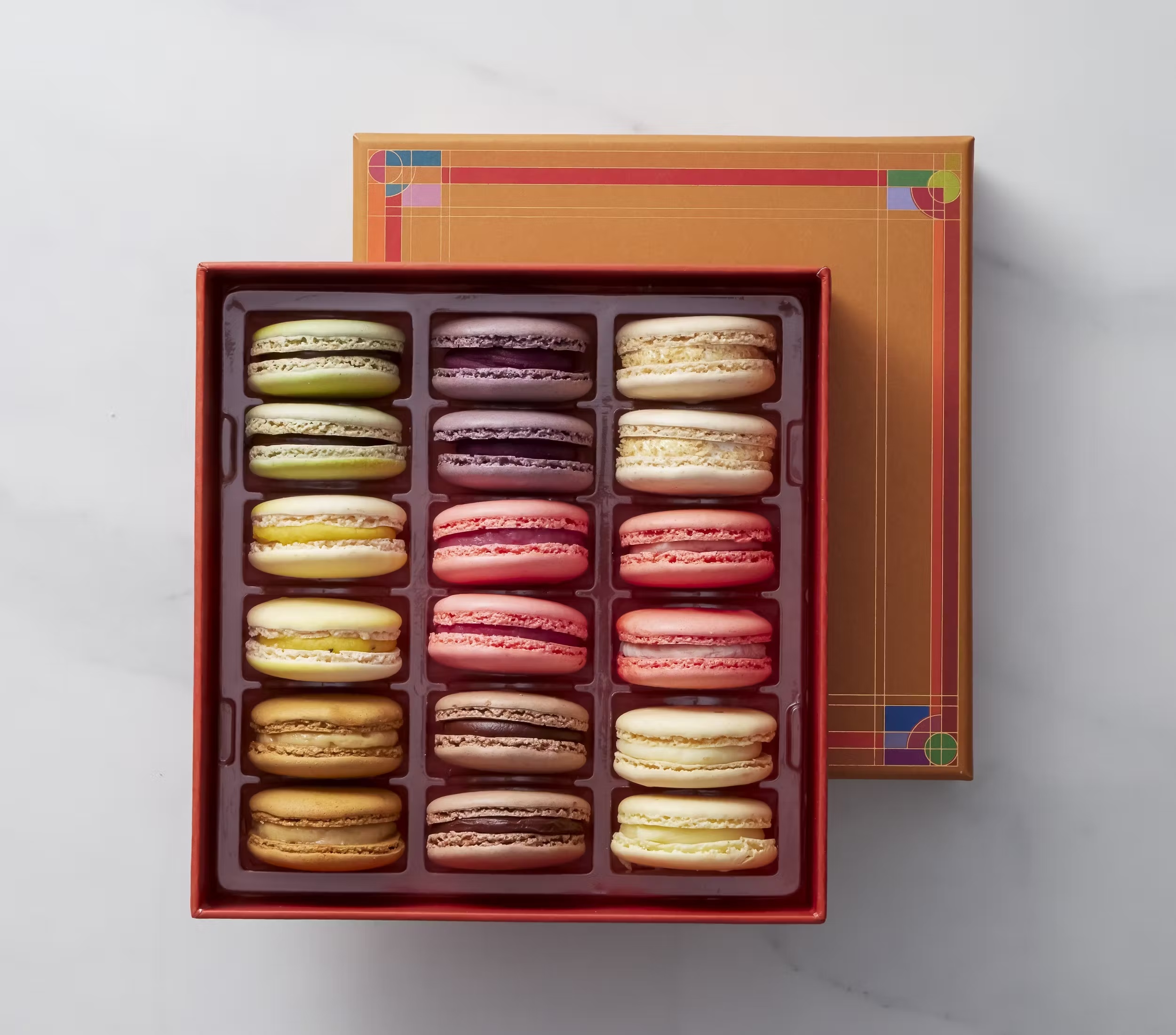 12079–a-tribute-to-frank-lloyd-wright-macarons-18-pack-1.webp