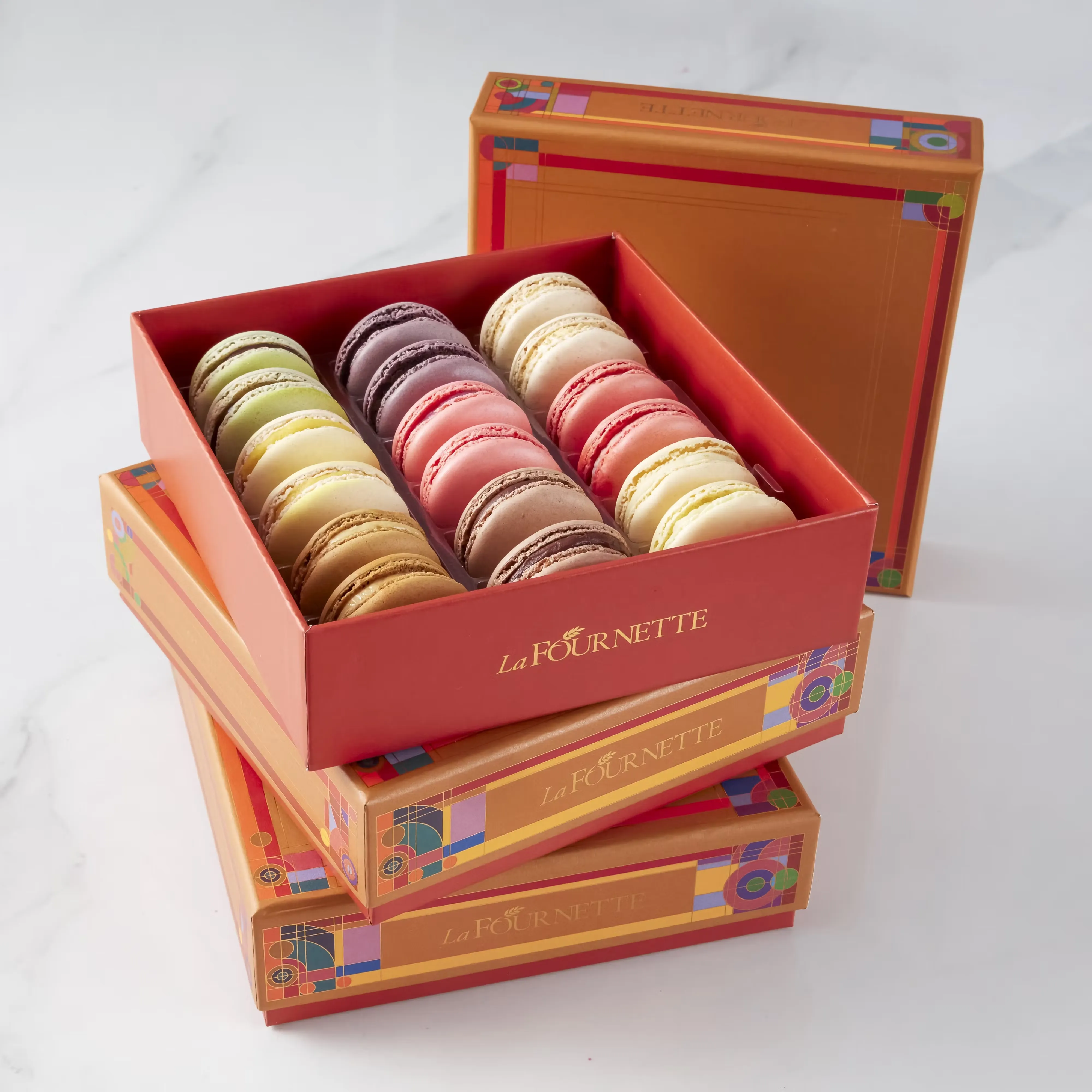 12079–a-tribute-to-frank-lloyd-wright-macarons-18-pack-1.webp