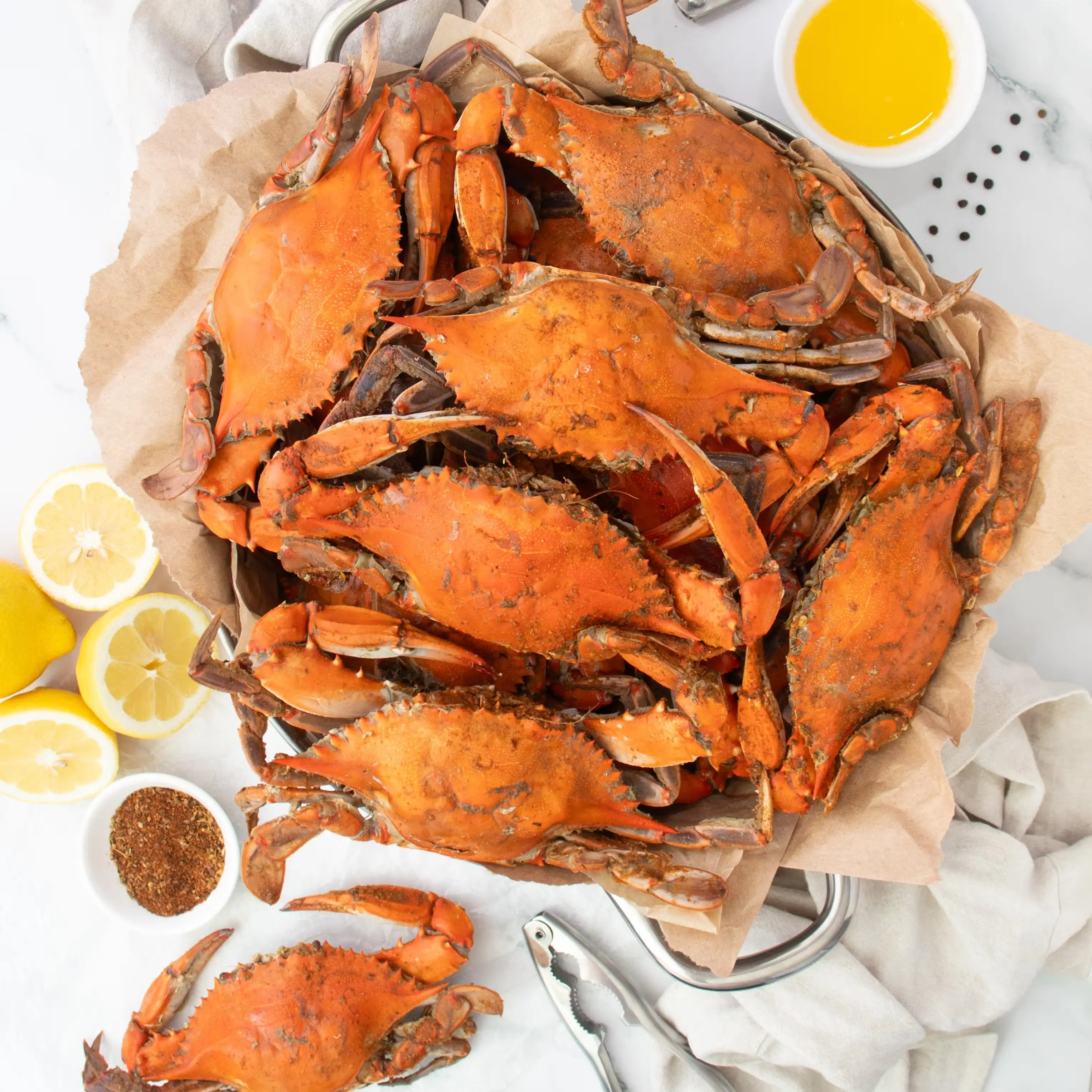 12106-standard-male-maryland-blue-crabs-1.webp