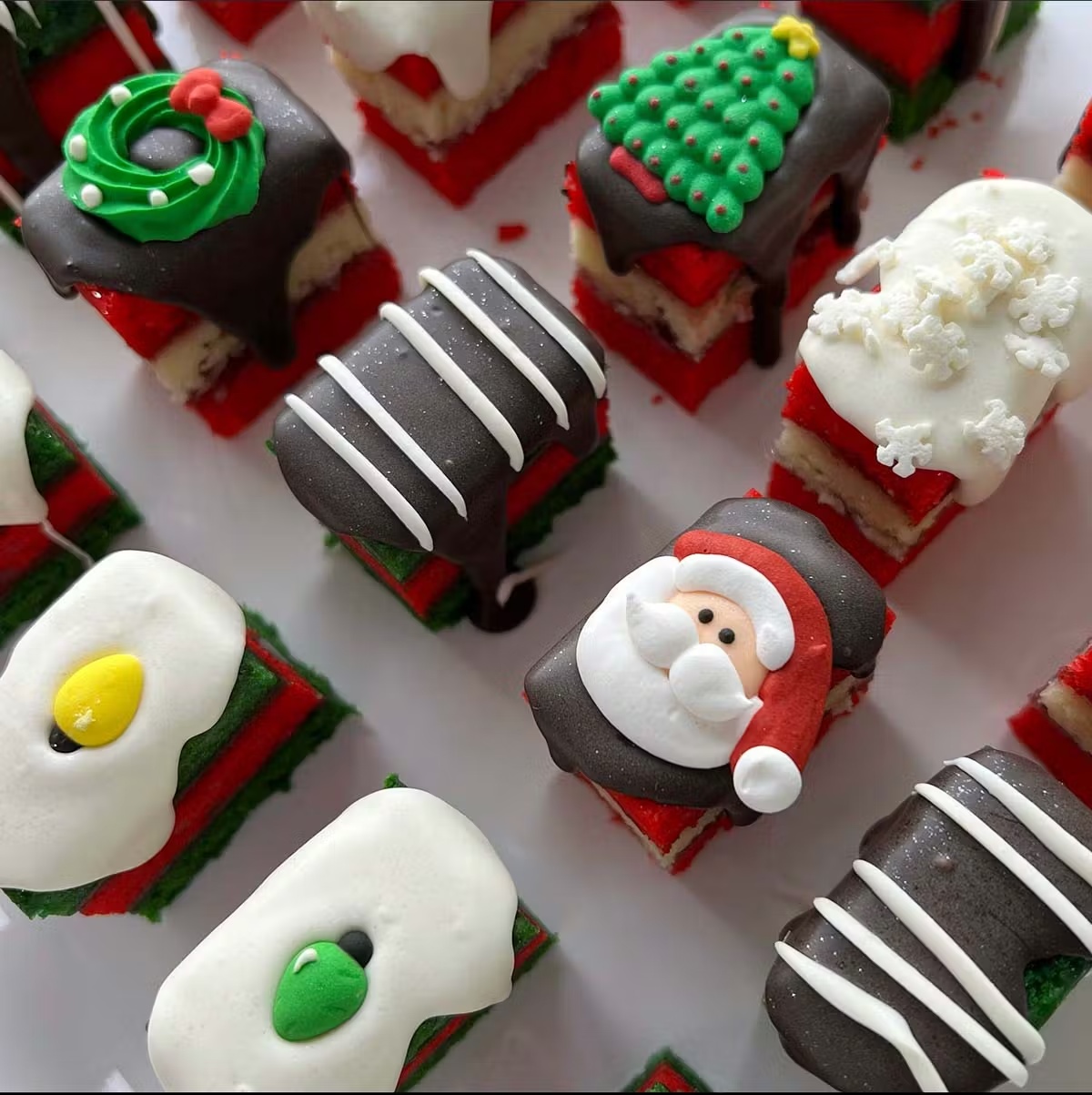 Christmas Rainbow Cookies - 20 Pack