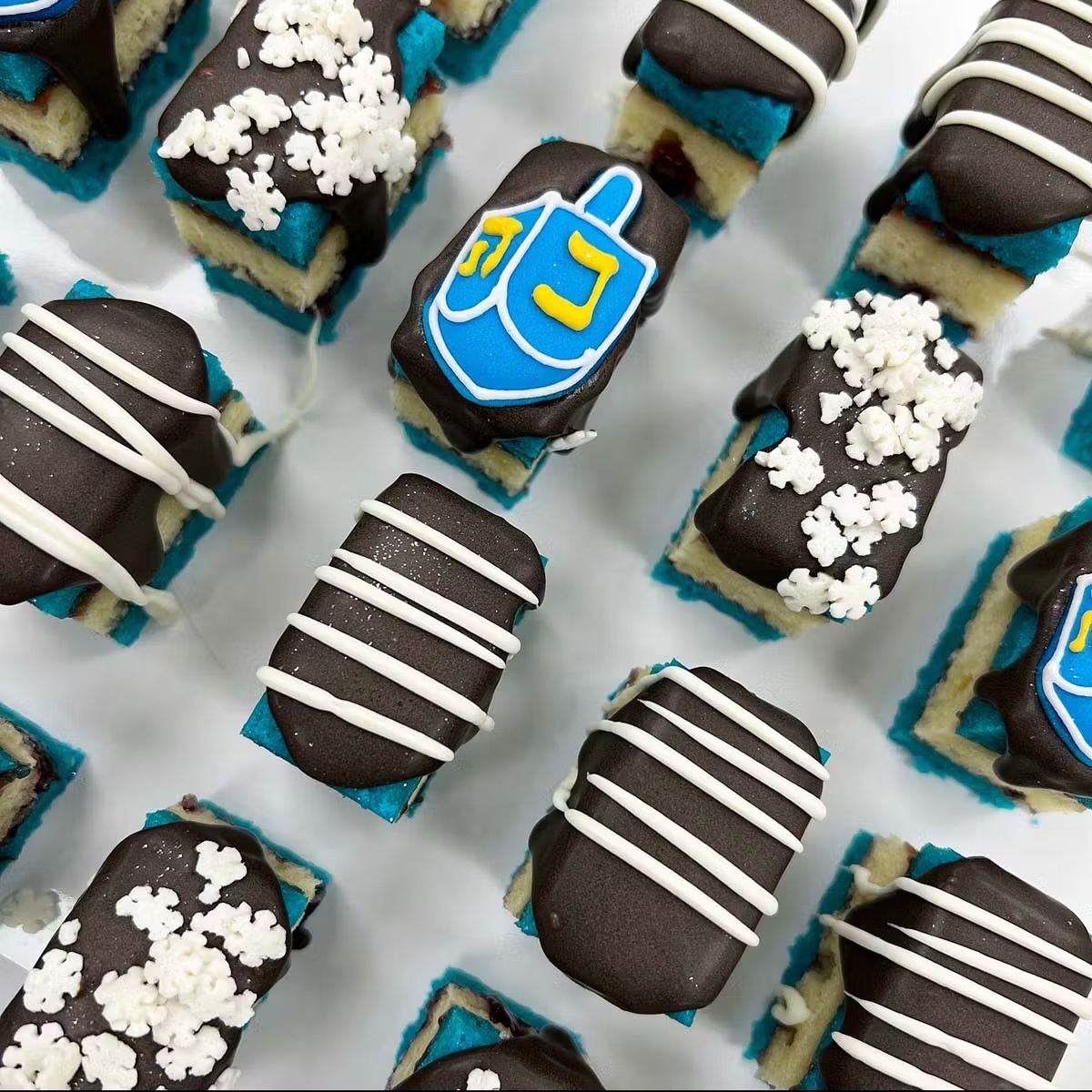 Hanukkah Rainbow Cookies - 20 Pack
