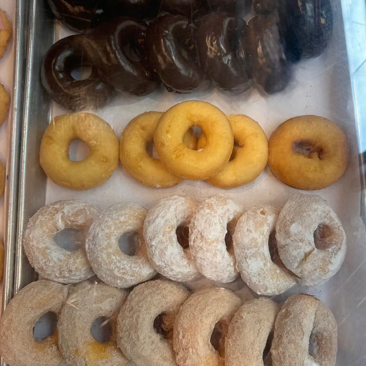 12401-gluten-free-assorted-donuts-12-pack-1.jpg