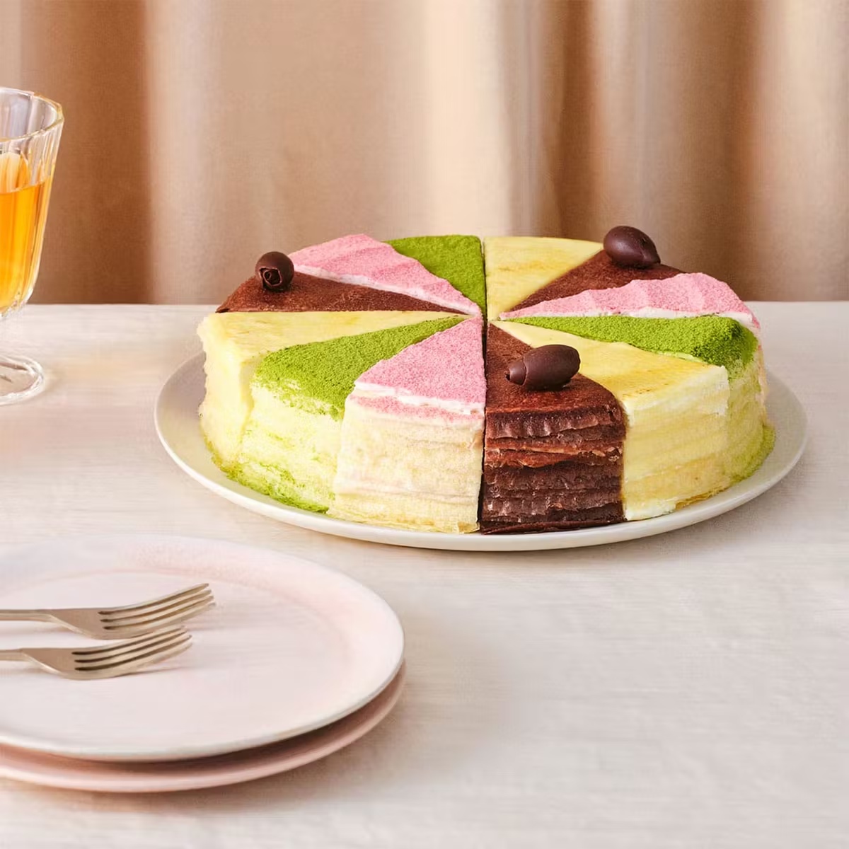 12457–slice-of-the-best-mille-cr-pes-cake-passion-collection-1.jpg