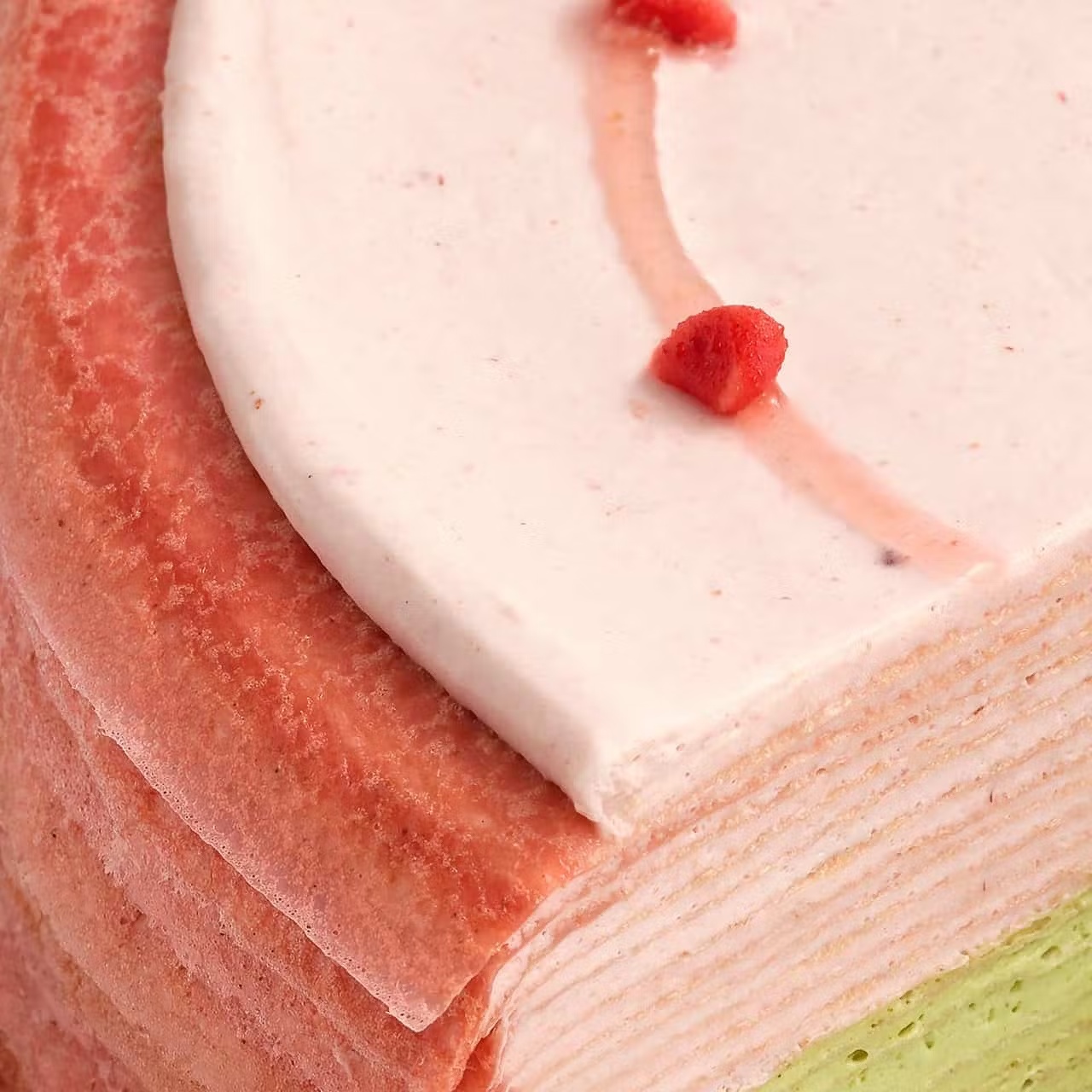 12462-strawberry-matcha-mille-cr-pes-cake-1.jpg