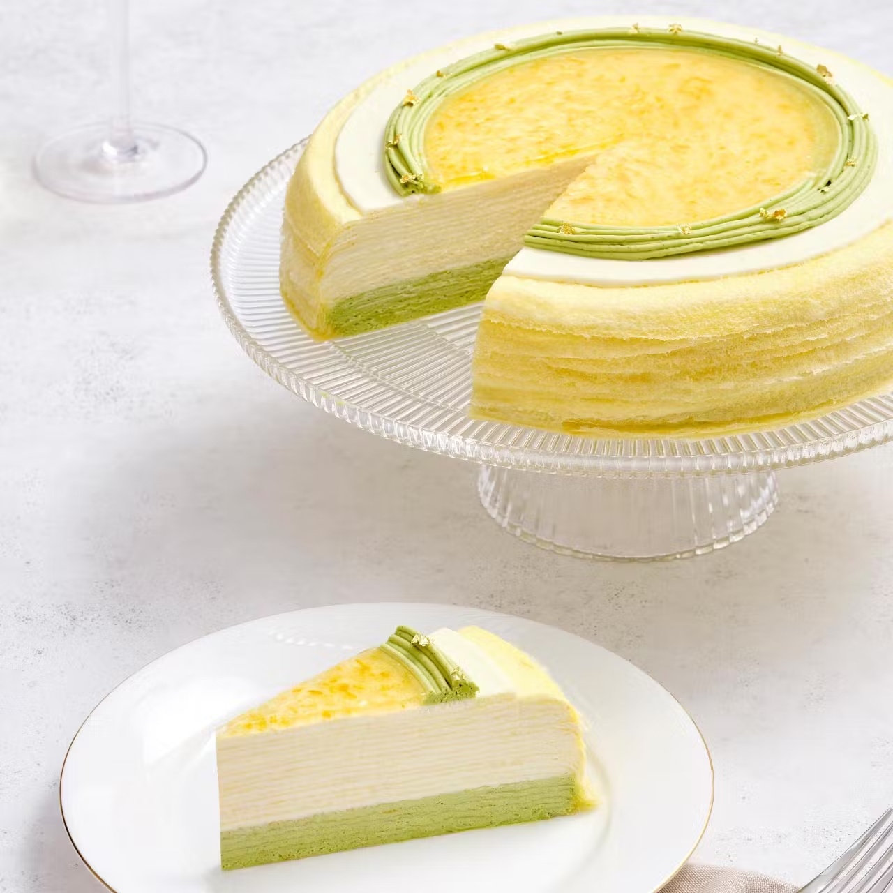 12465-yuzu-matcha-mille-cr-pes-cake-1.jpg