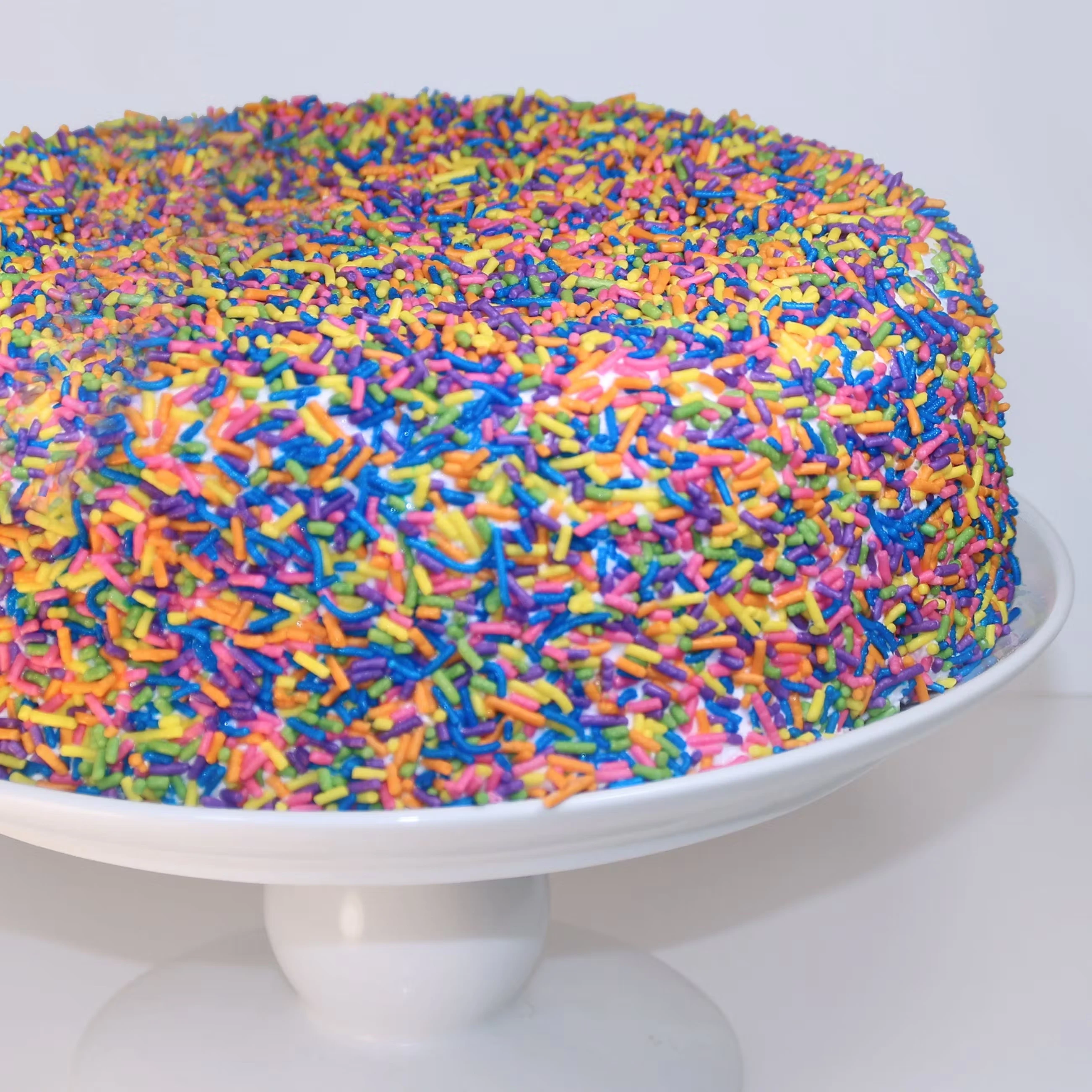 12565-sprinkle-happy-cake-1.webp