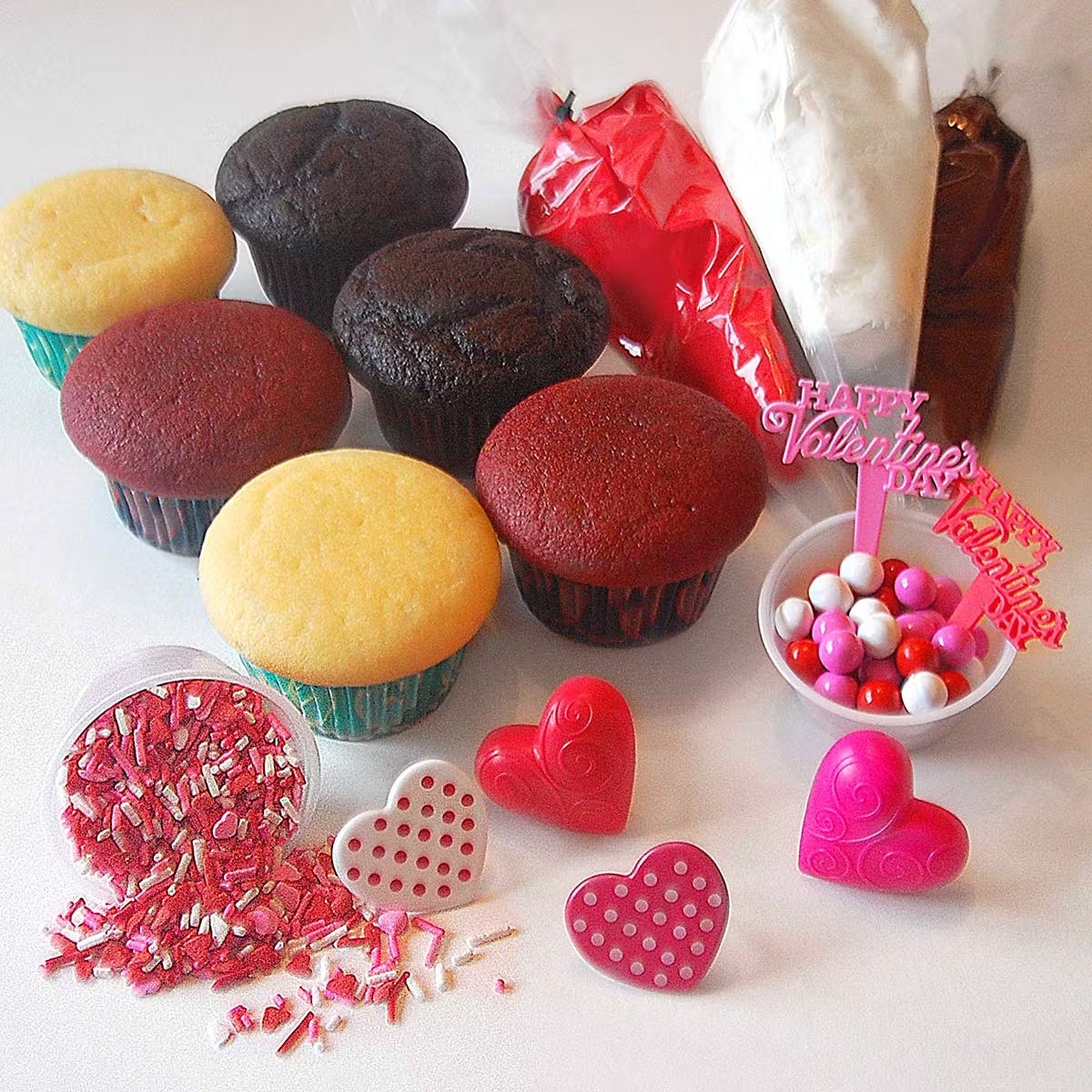 Valentine's Day DIY Cupcake Kit - 6 Pack