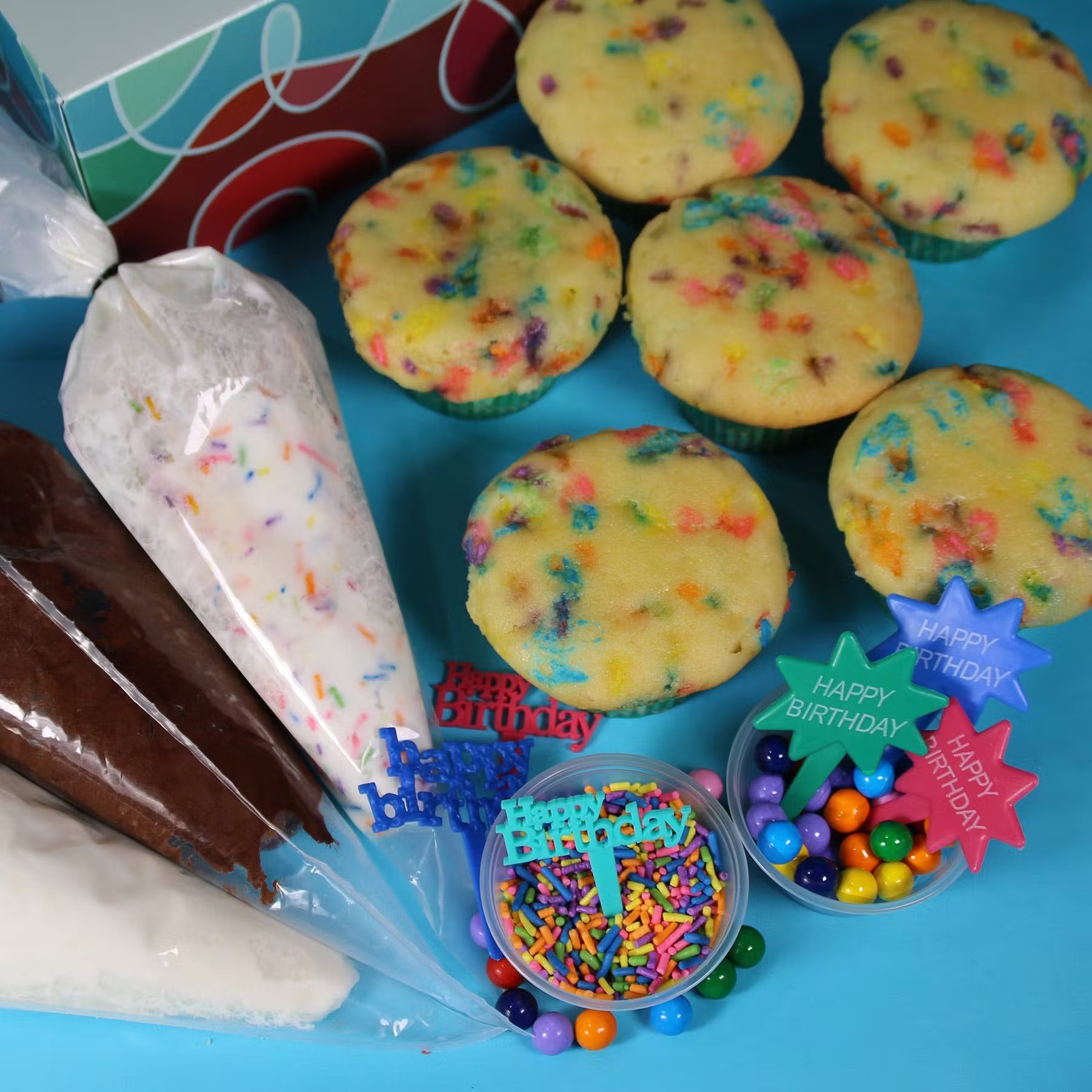 Birthday Cupcake DIY Decorating Kit - 6 Pack
