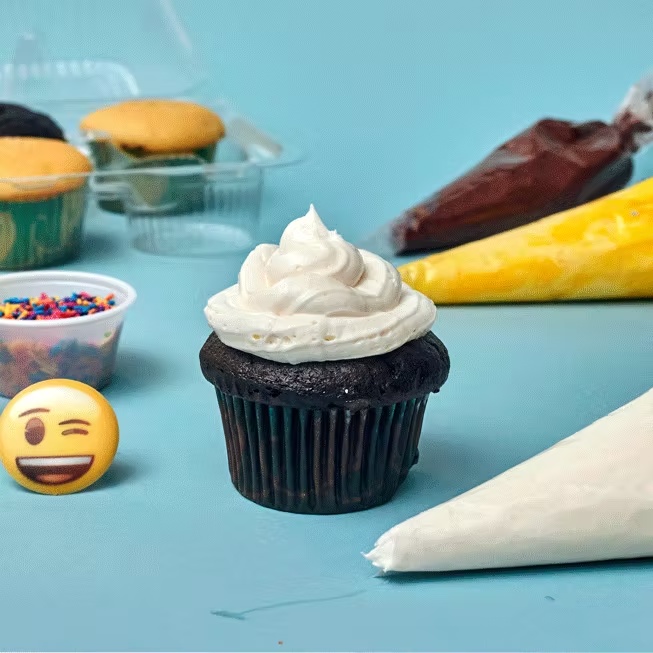 Emoji Cupcake DIY Decorating Kit - 6 Pack