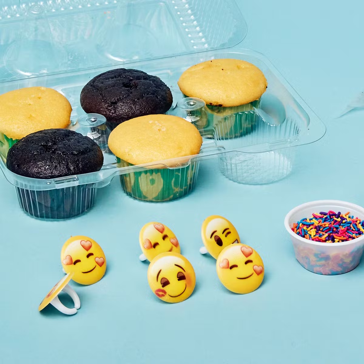 Emoji Cupcake DIY Decorating Kit - 6 Pack