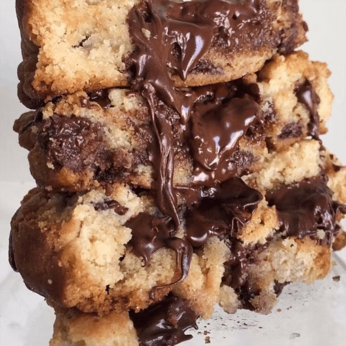 12653-chocolate-chip-giant-cookies-pack-1.jpg