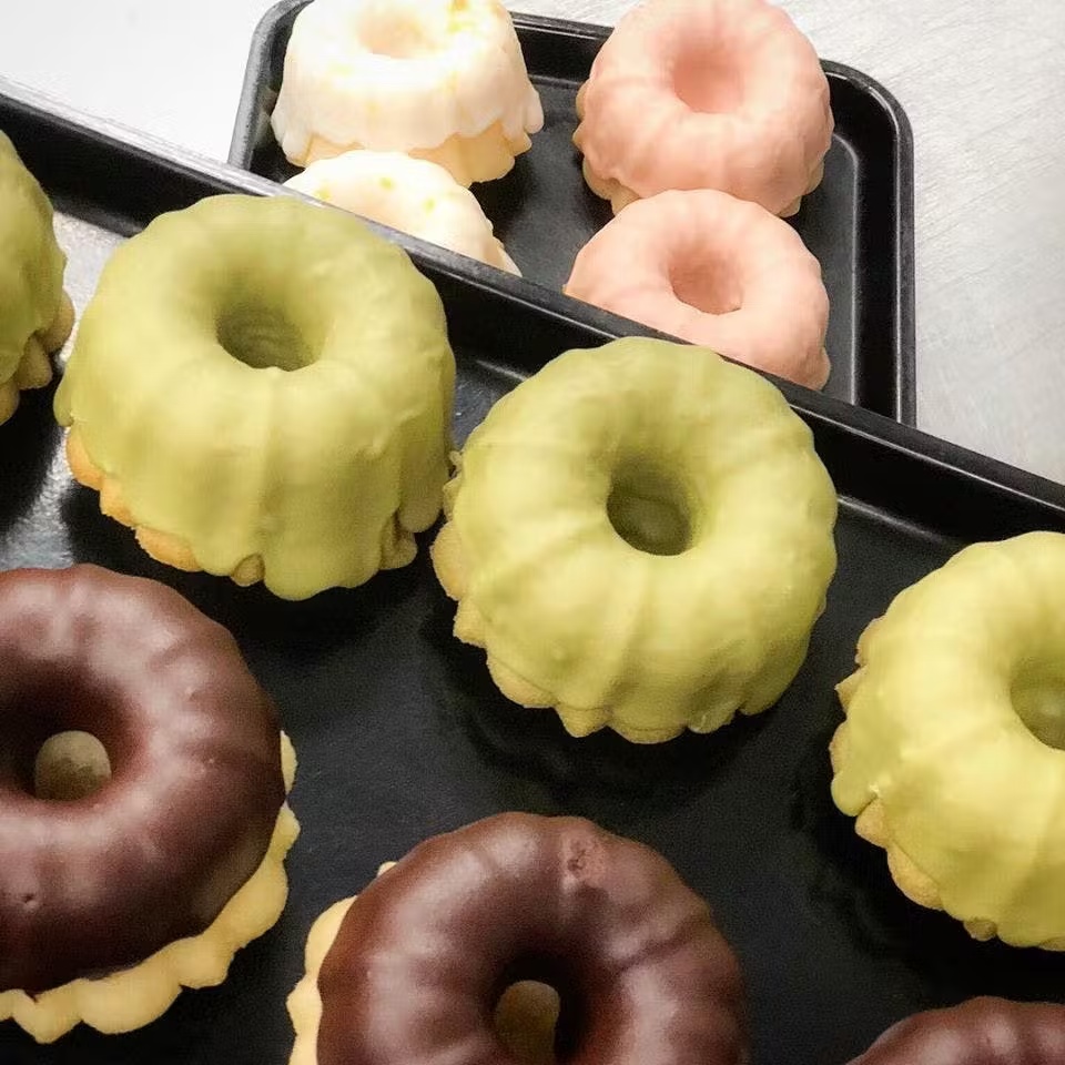 Cake Bombâ¢ - Choose Your Own 6 Pack