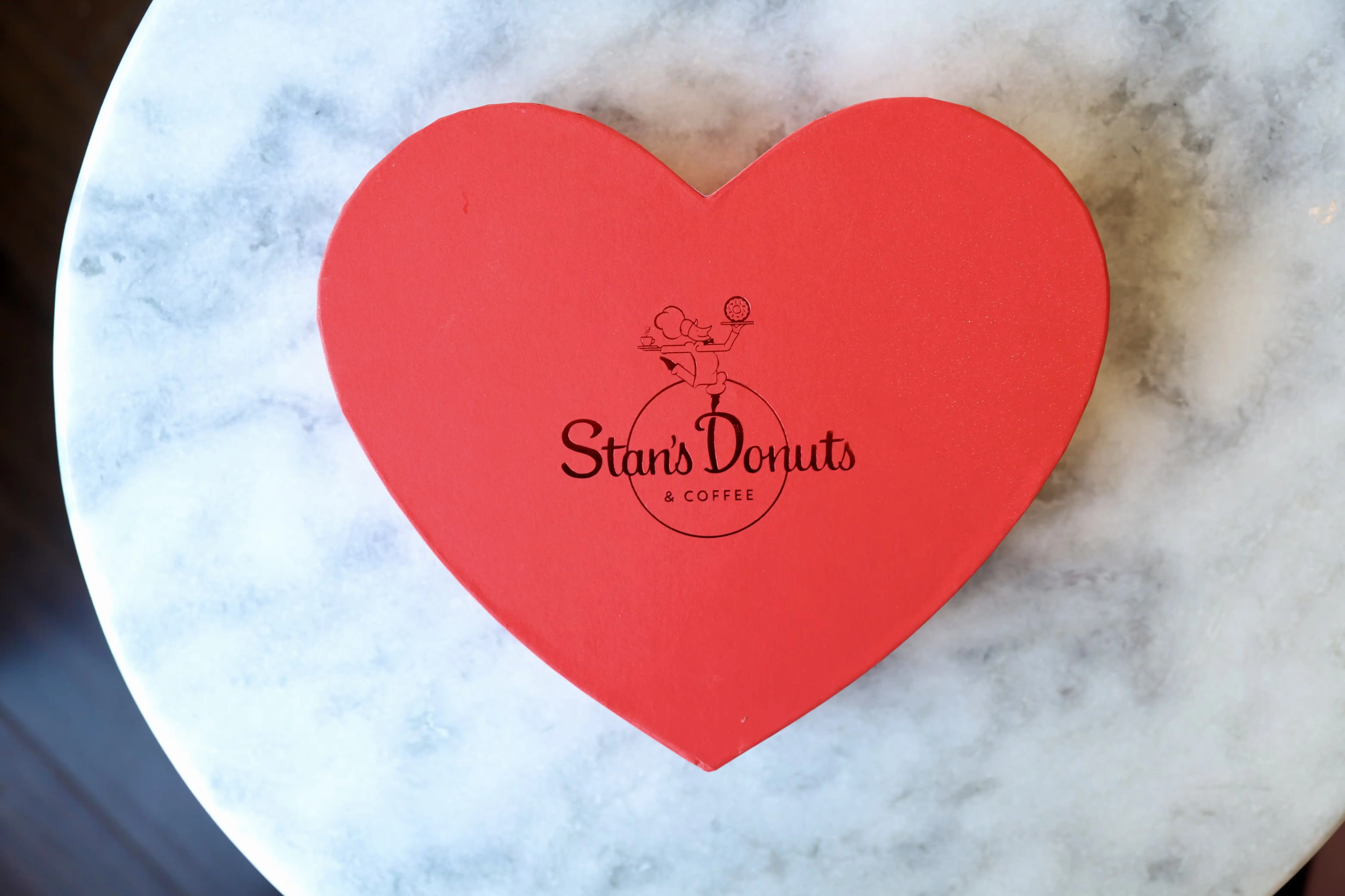 13414-valentine-s-day-mini-donut-combo-12-pack-1.webp