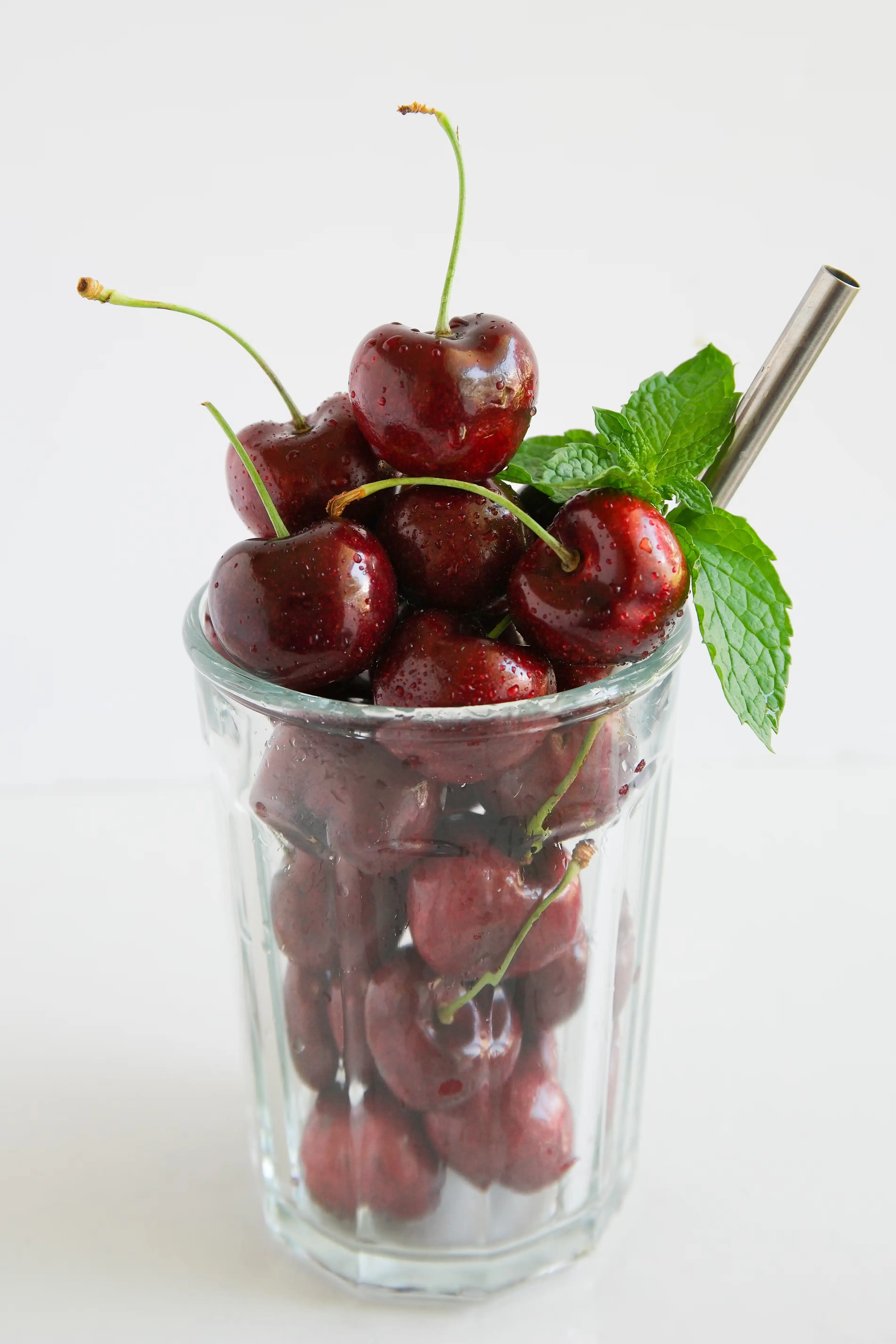 Fresh Jumbo Premium Sweet Cherries - 5 lbs.