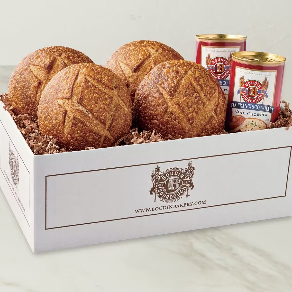 Classic Clam Chowder and Bread Bowls Kit - 4 Pack
