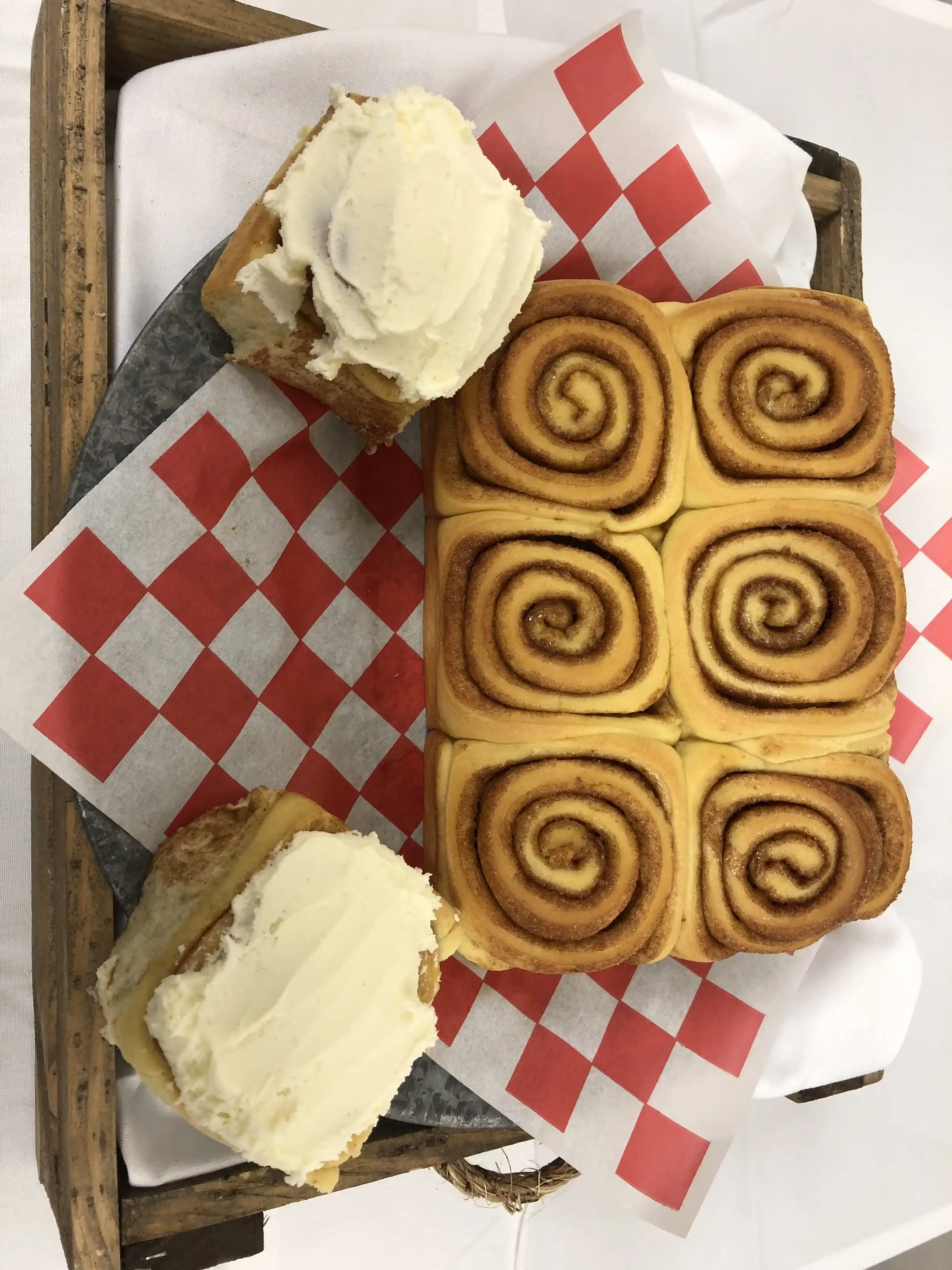 Cinnamon Rolls - 12 Pack