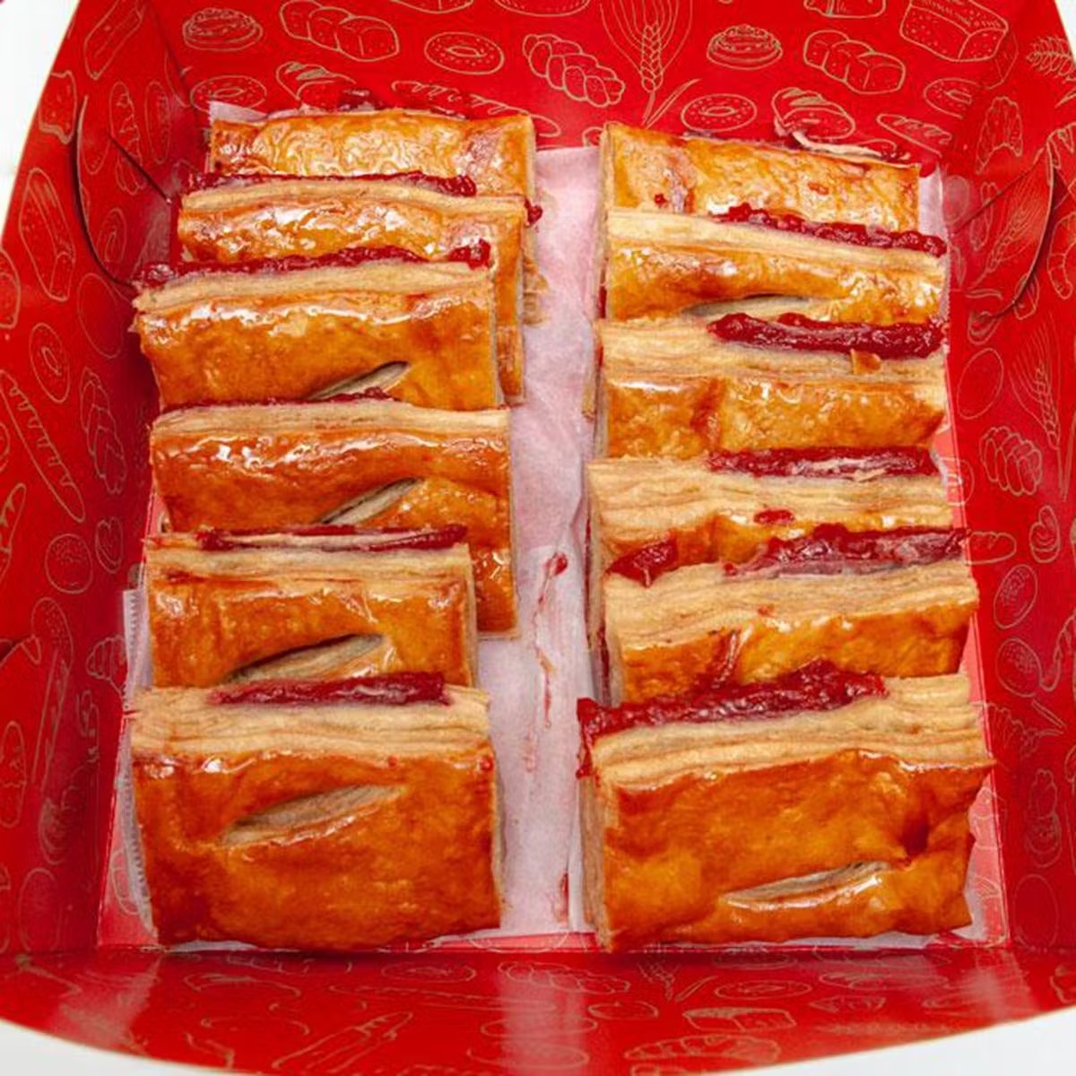 14557-pastelitos-de-guayaba-2-dozen-1.jpg