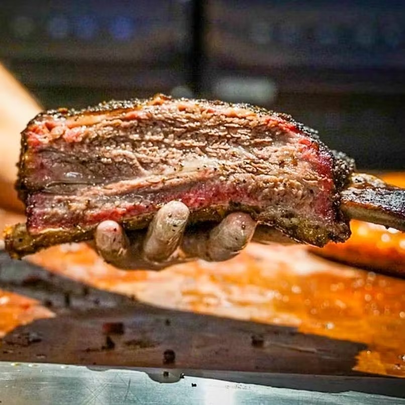 14578-texas-sized-smoked-beef-ribs-1.webp