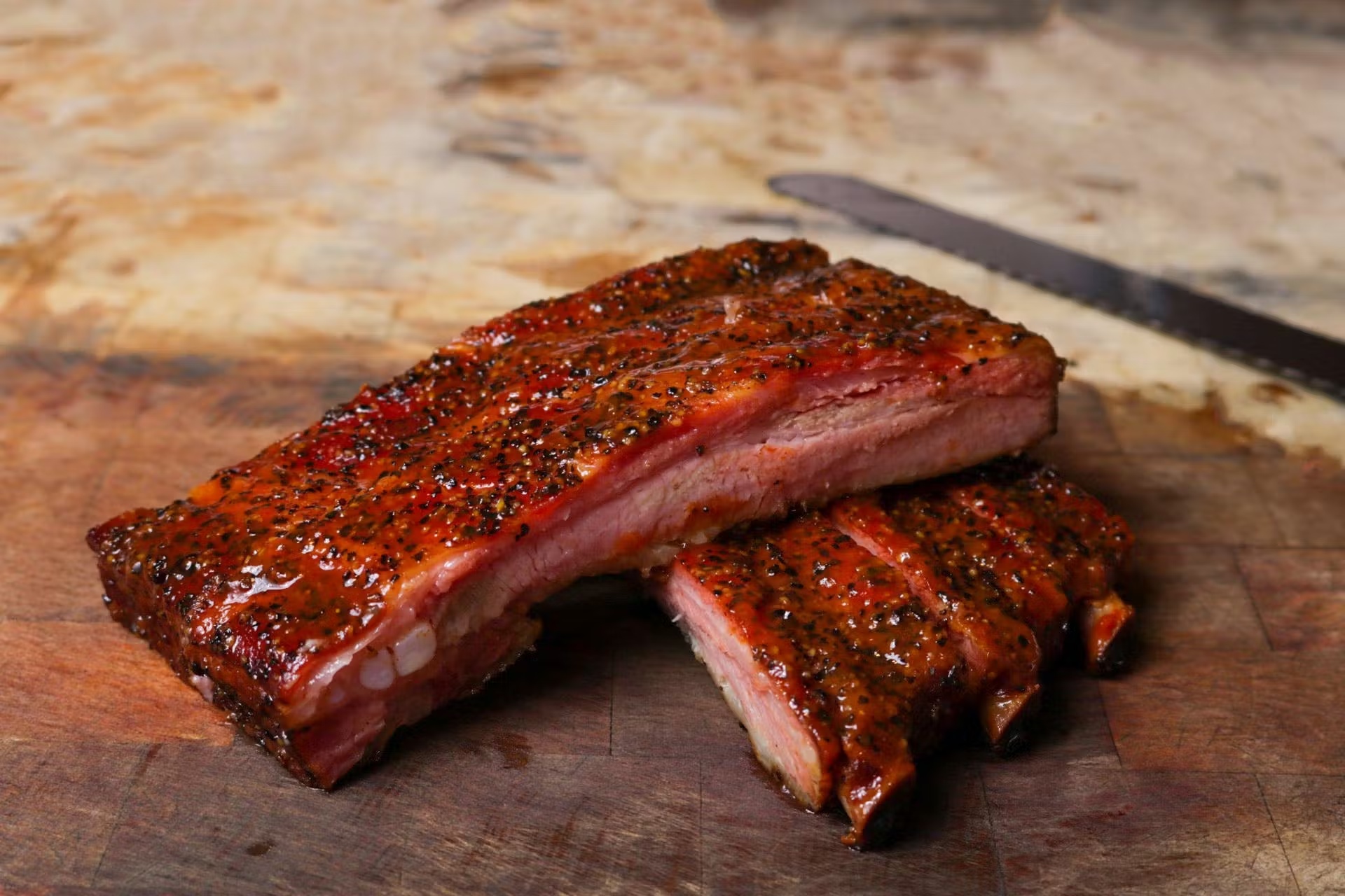 BBQ Sampler: 1 Rack Pork Spare Ribs + 5 Jalapeno Cheddar Sausages