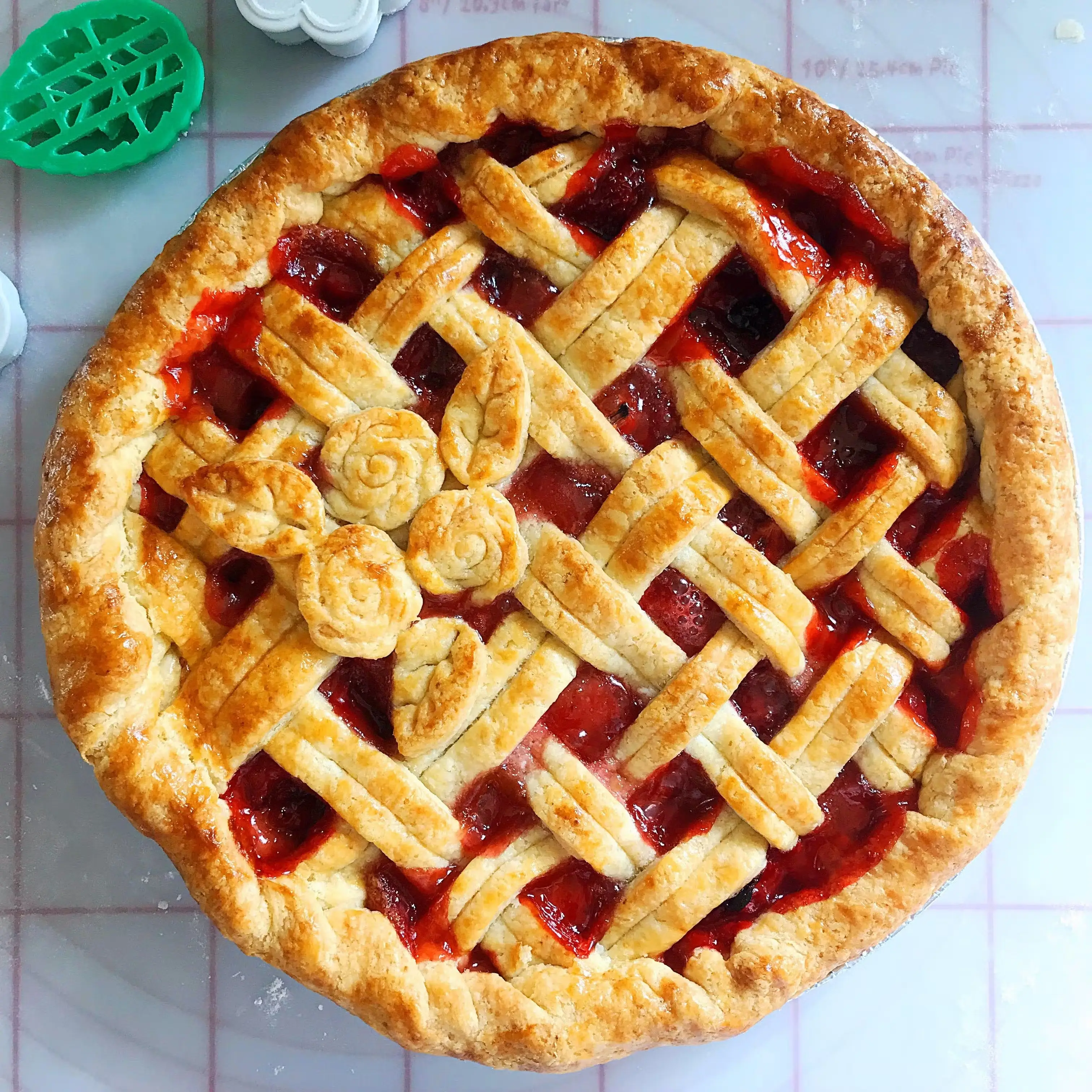 Strawberry Rhubarb Pie