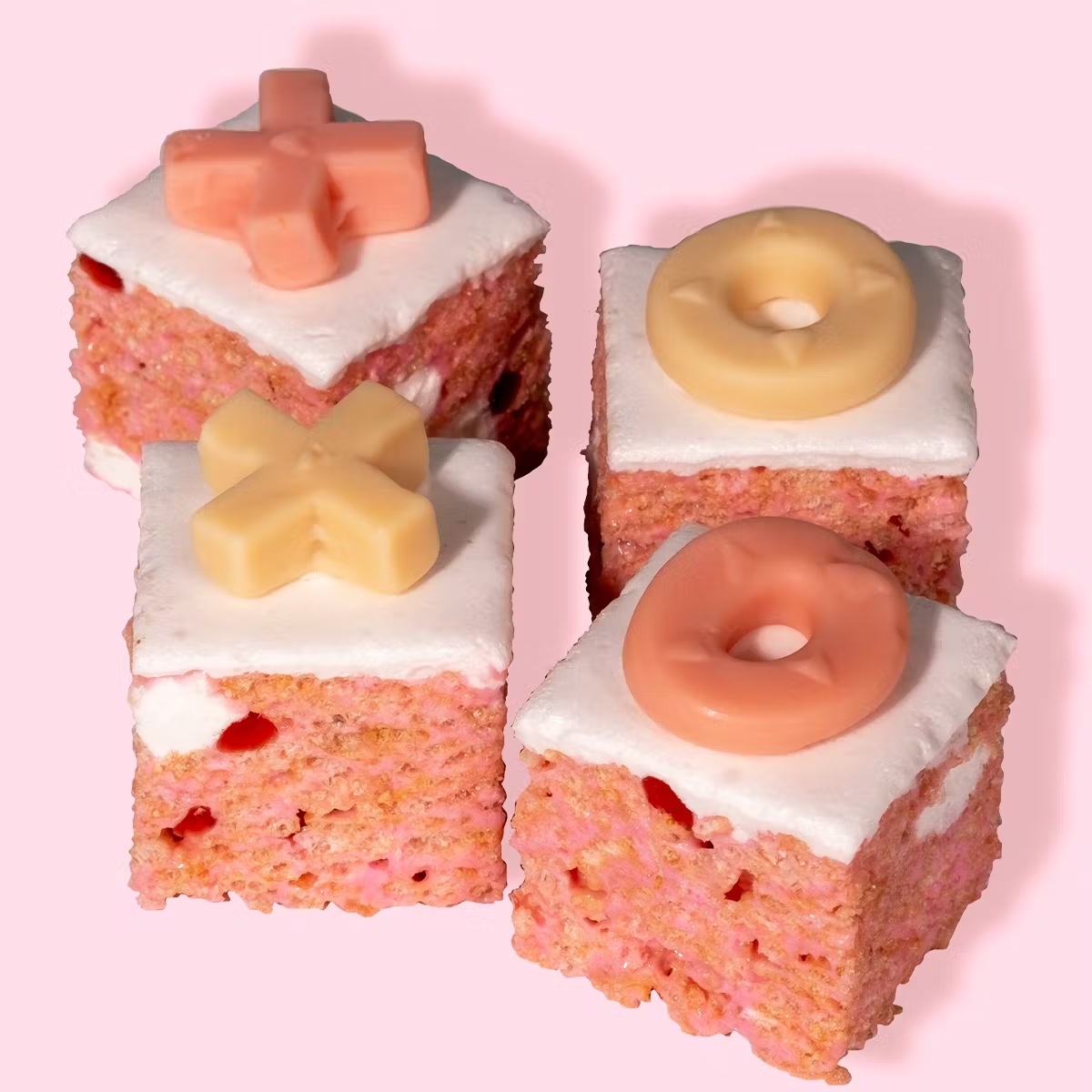 1522-deluxe-rice-krispie-treats-valentine-s-day-box-1.jpg