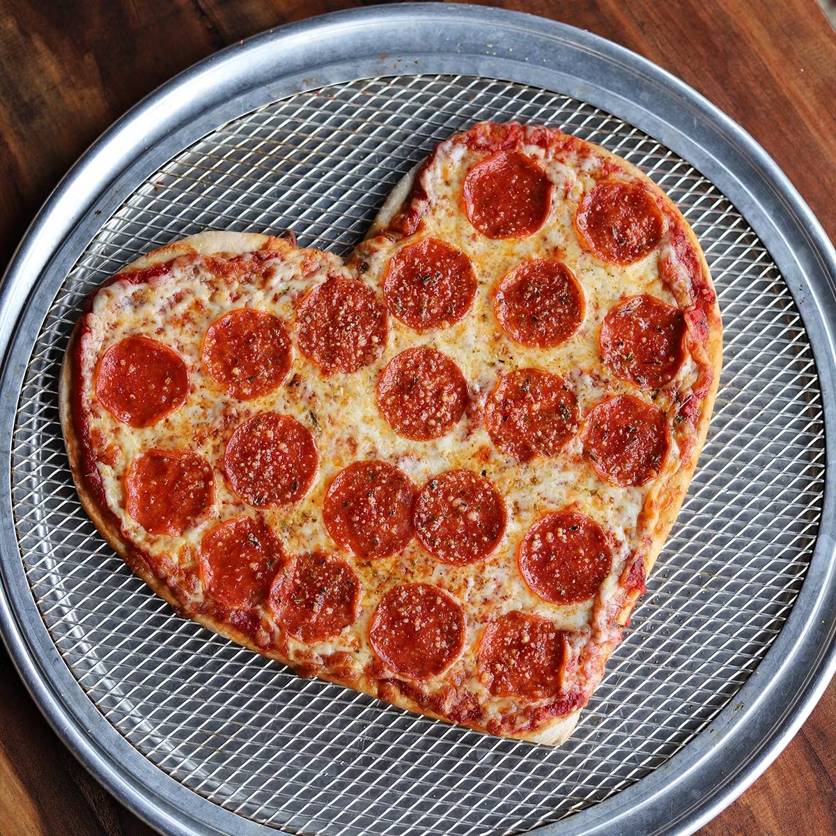 15244-heart-shaped-thin-crust-pizzas-choose-your-own-1.jpg