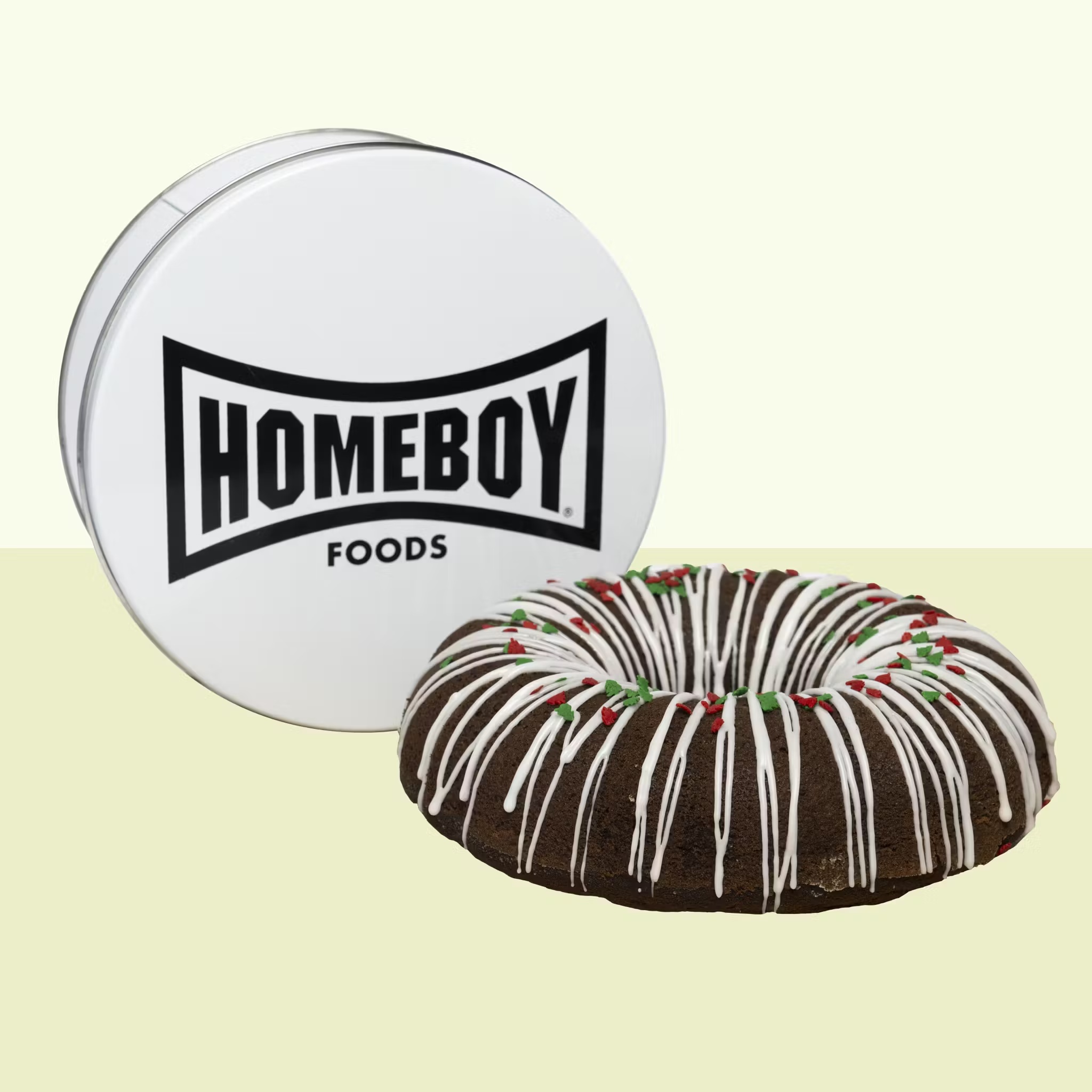 Holiday Gingerbread Ring Cake