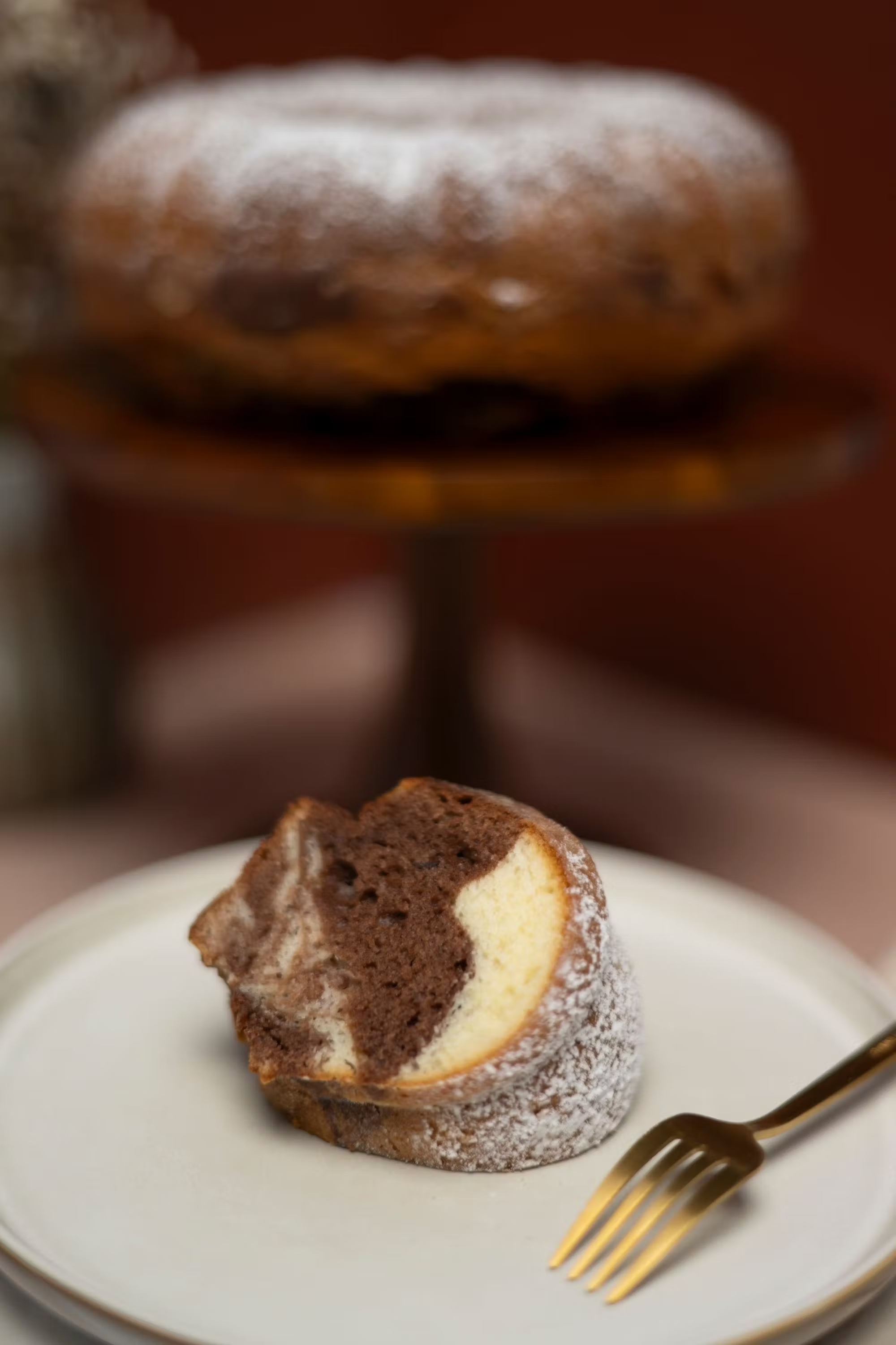 Holiday Marble Ring Cake