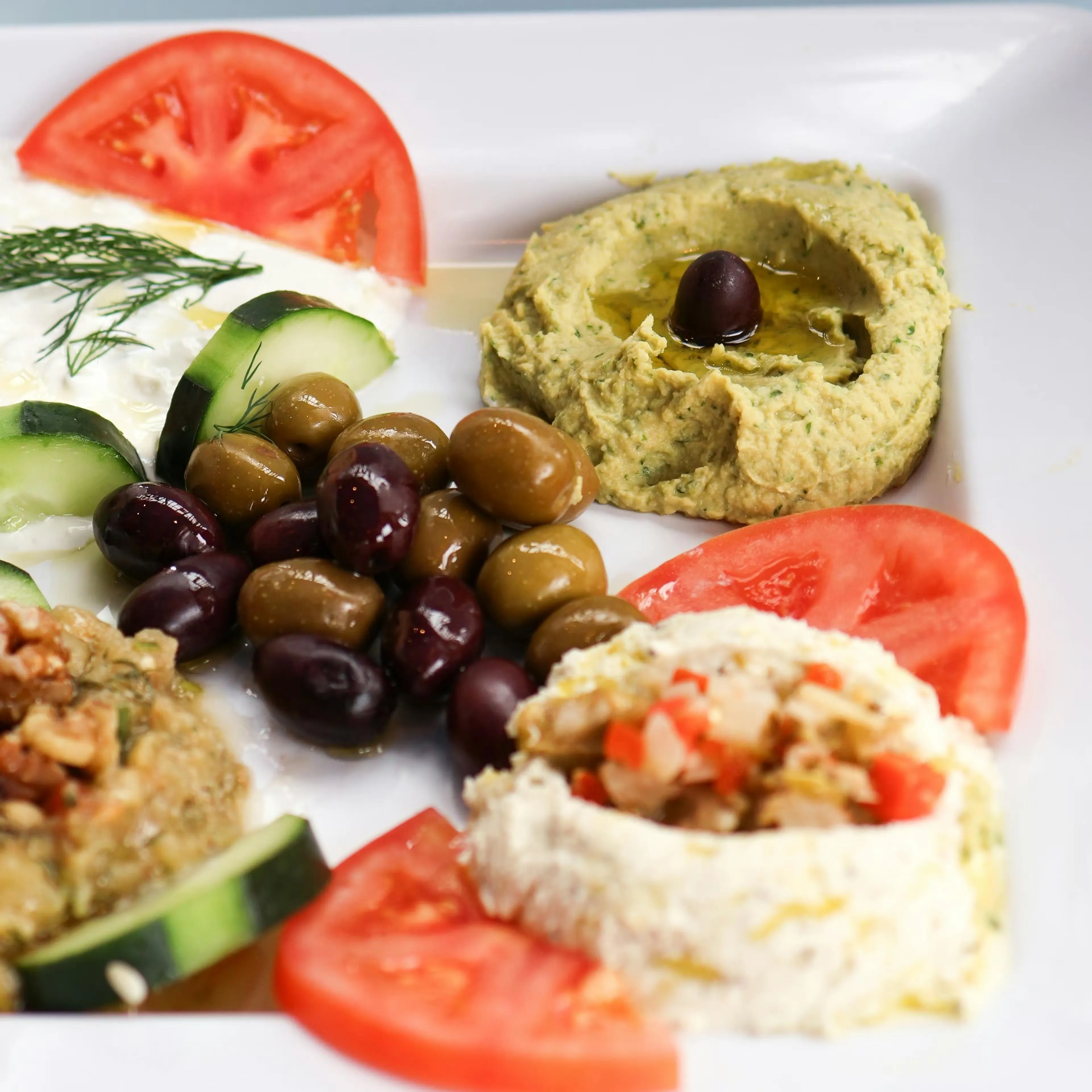 Niko's Greek Dip Platter for 6