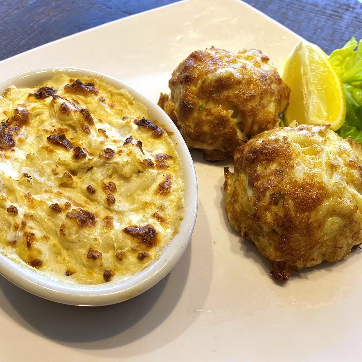 Jumbo Lump Maryland Crab Cakes + Crab Dip for 4