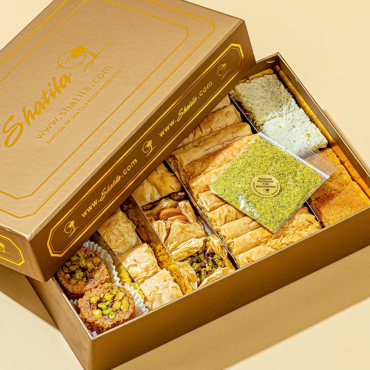 16649-baklava-full-elegant-gold-box-55-pieces-1.jpg