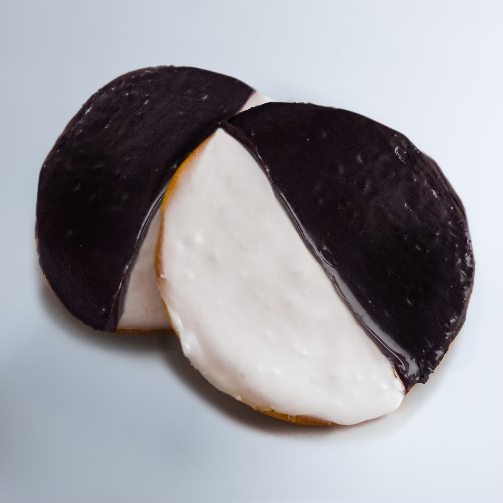 Black & White Cookies - 16 pack