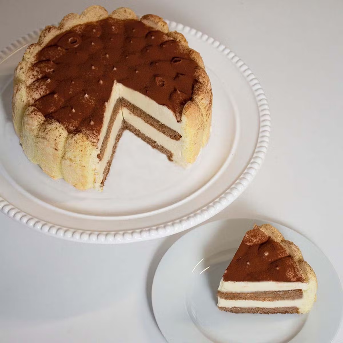 Tiramisu Cake
