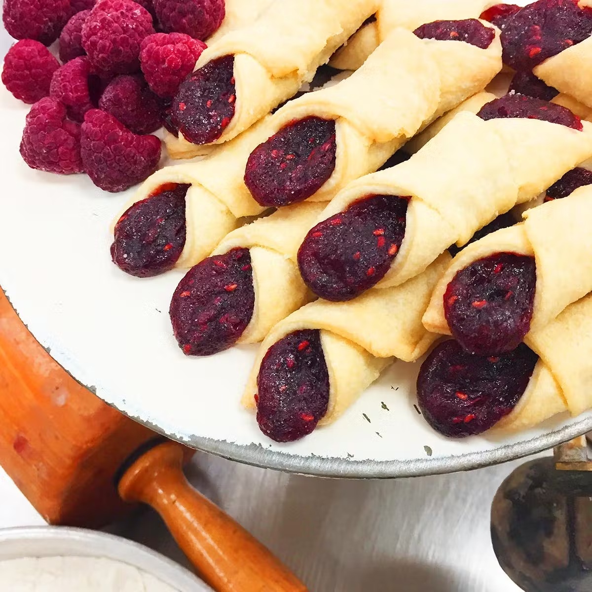Raspberry Kolachi Cookies - 14 Pack