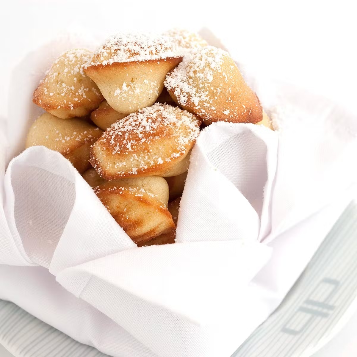 Chef Danielâs French Madeleine Kit