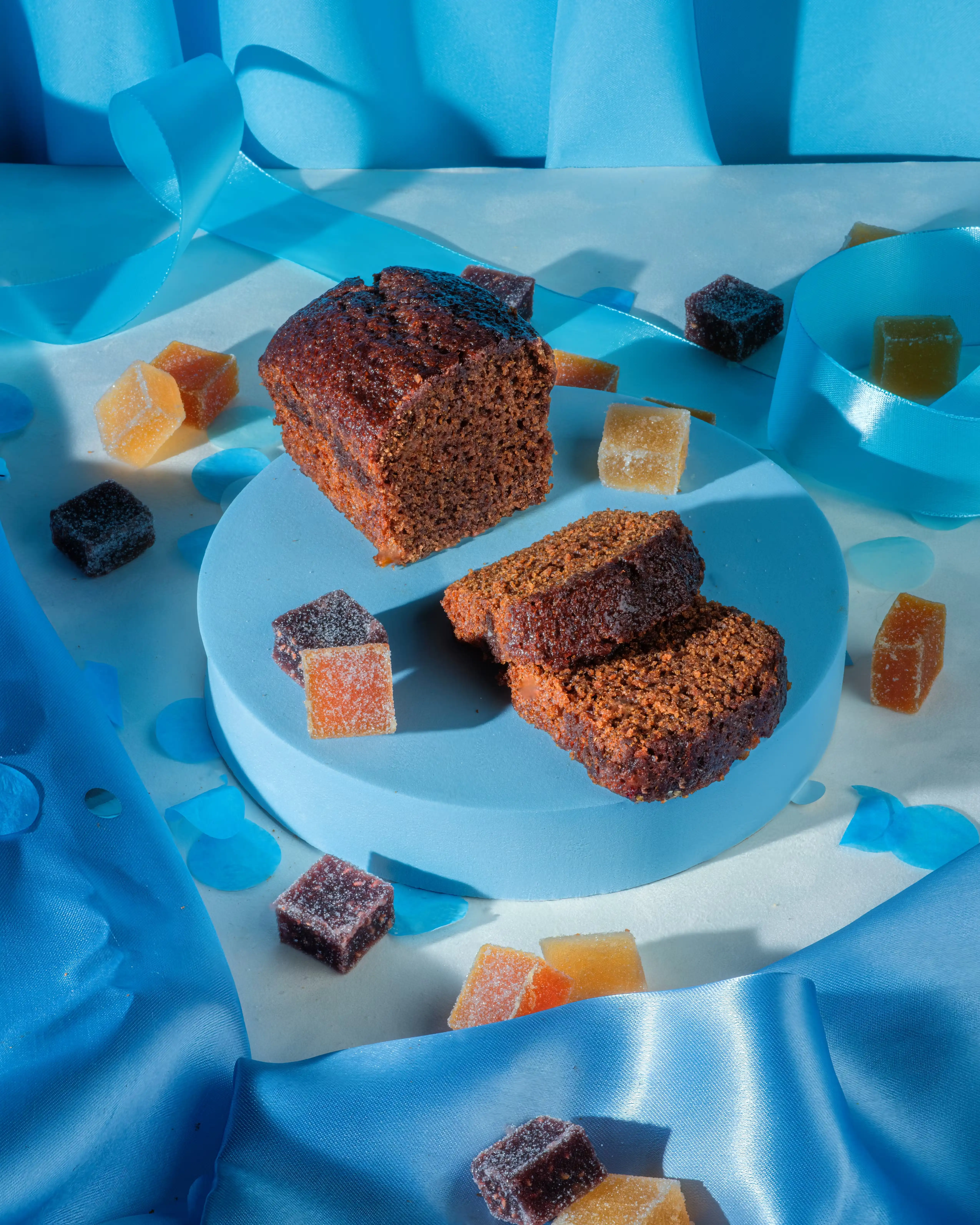 17182-chef-daniel-s-winter-french-sweets-gift-box-1.webp
