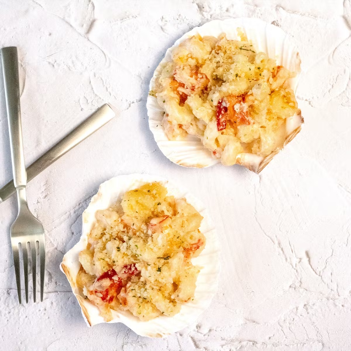 1728-lobster-mac-cheese-on-the-half-shell-1.webp