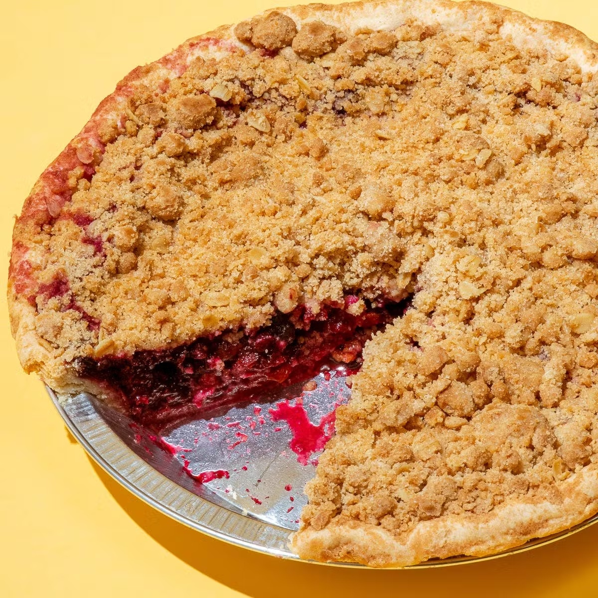 174-crumb-michigan-4-berry-pie–1.webp