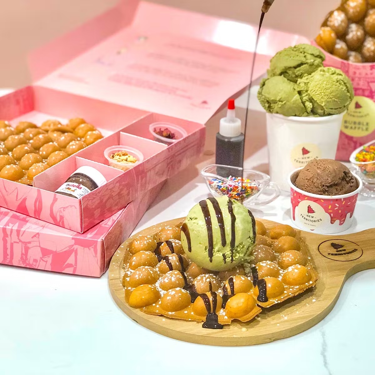 17431-bubble-waffle-ice-cream-cone-kit-for-6-1.jpg