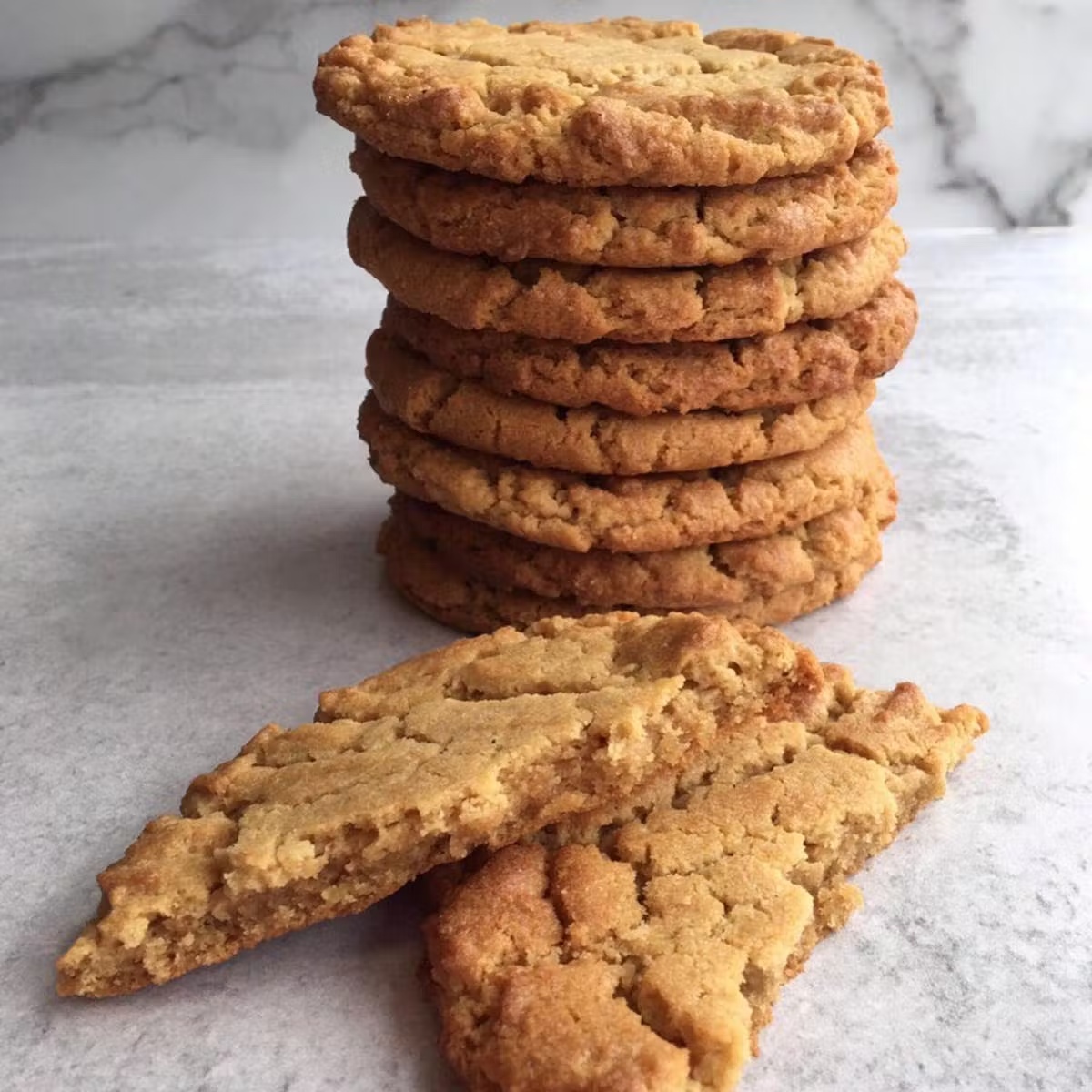 Big Ol' Peanut Butter Cookies - 8 Pack