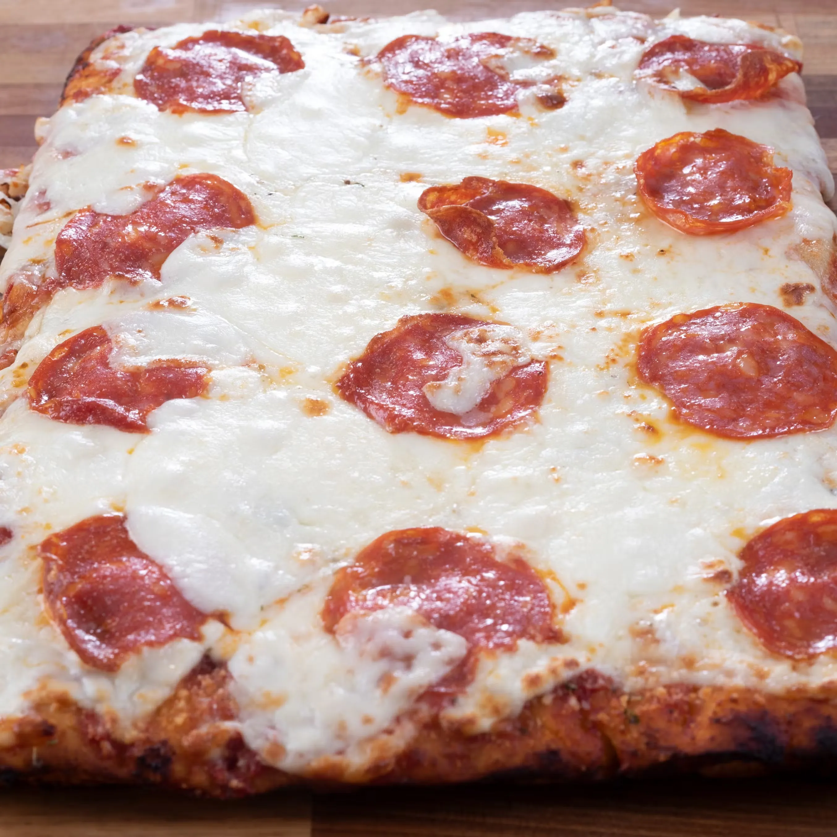 17504-sicilian-pepperoni-pizza-3-pack-1.webp