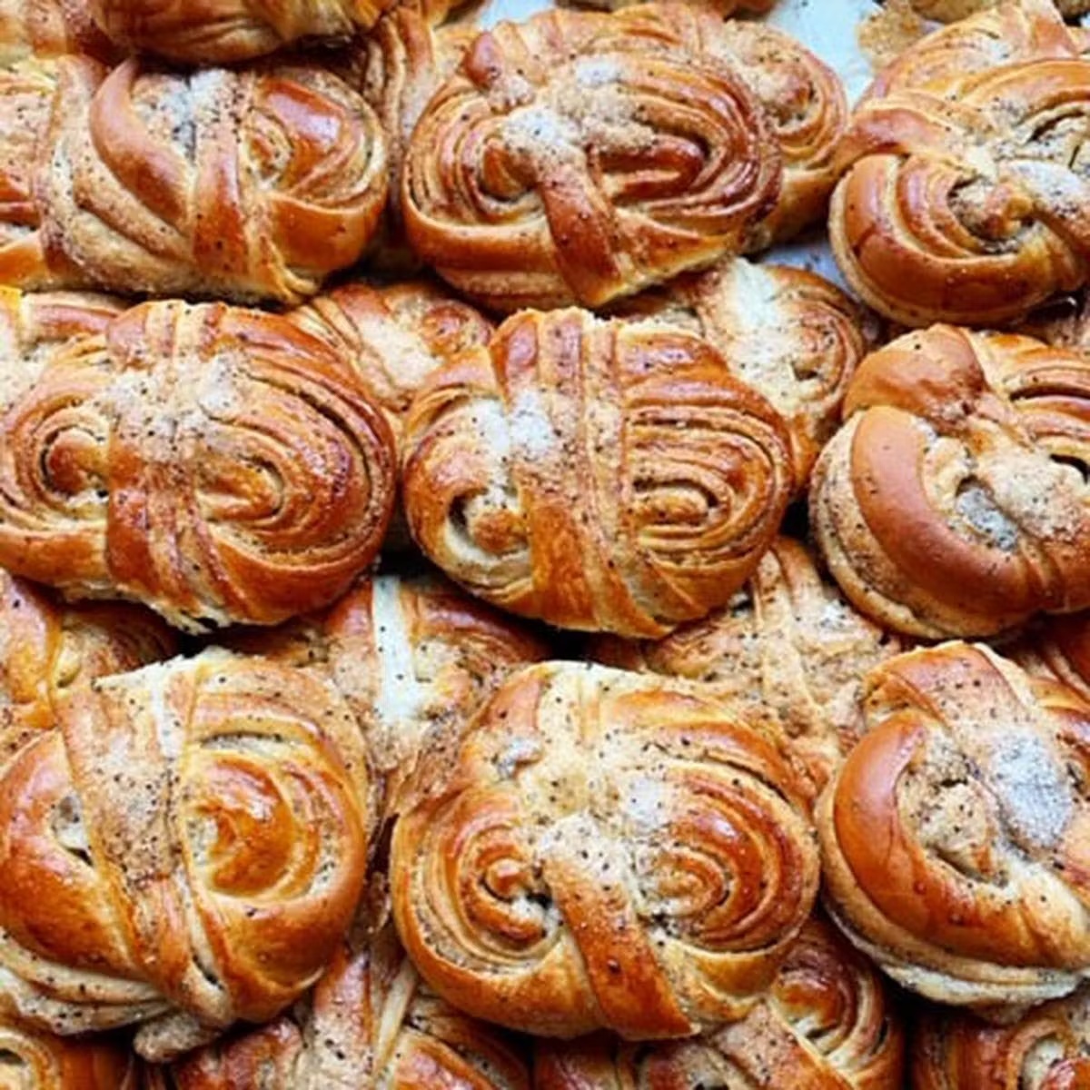 Cardamom Buns - 6 Pack